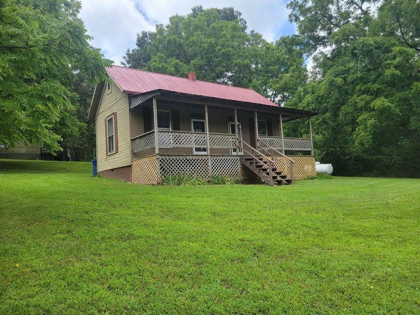 1210 Walker  Mammoth Spring, MO
