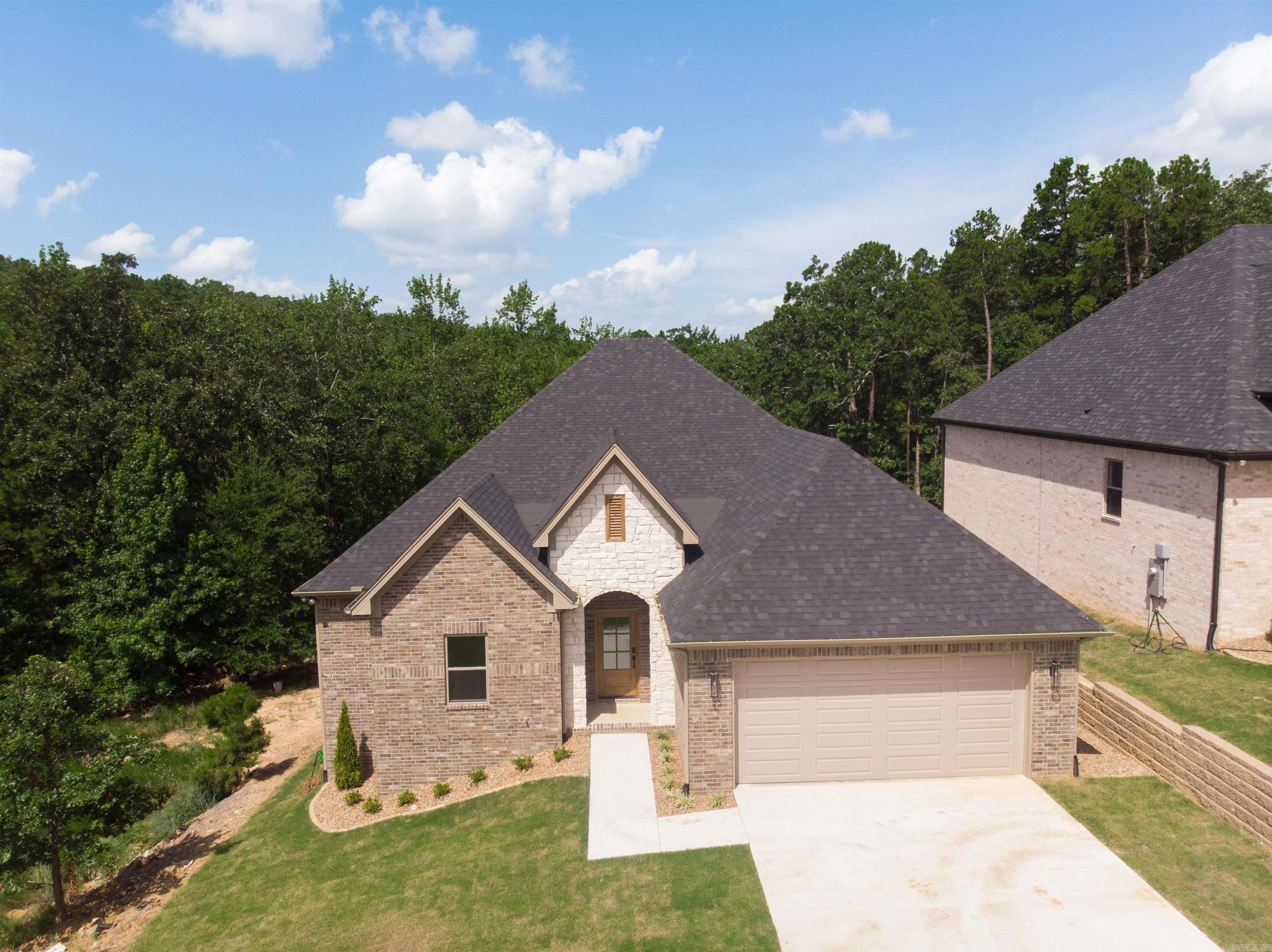 137 Ridgeview  Maumelle, AR