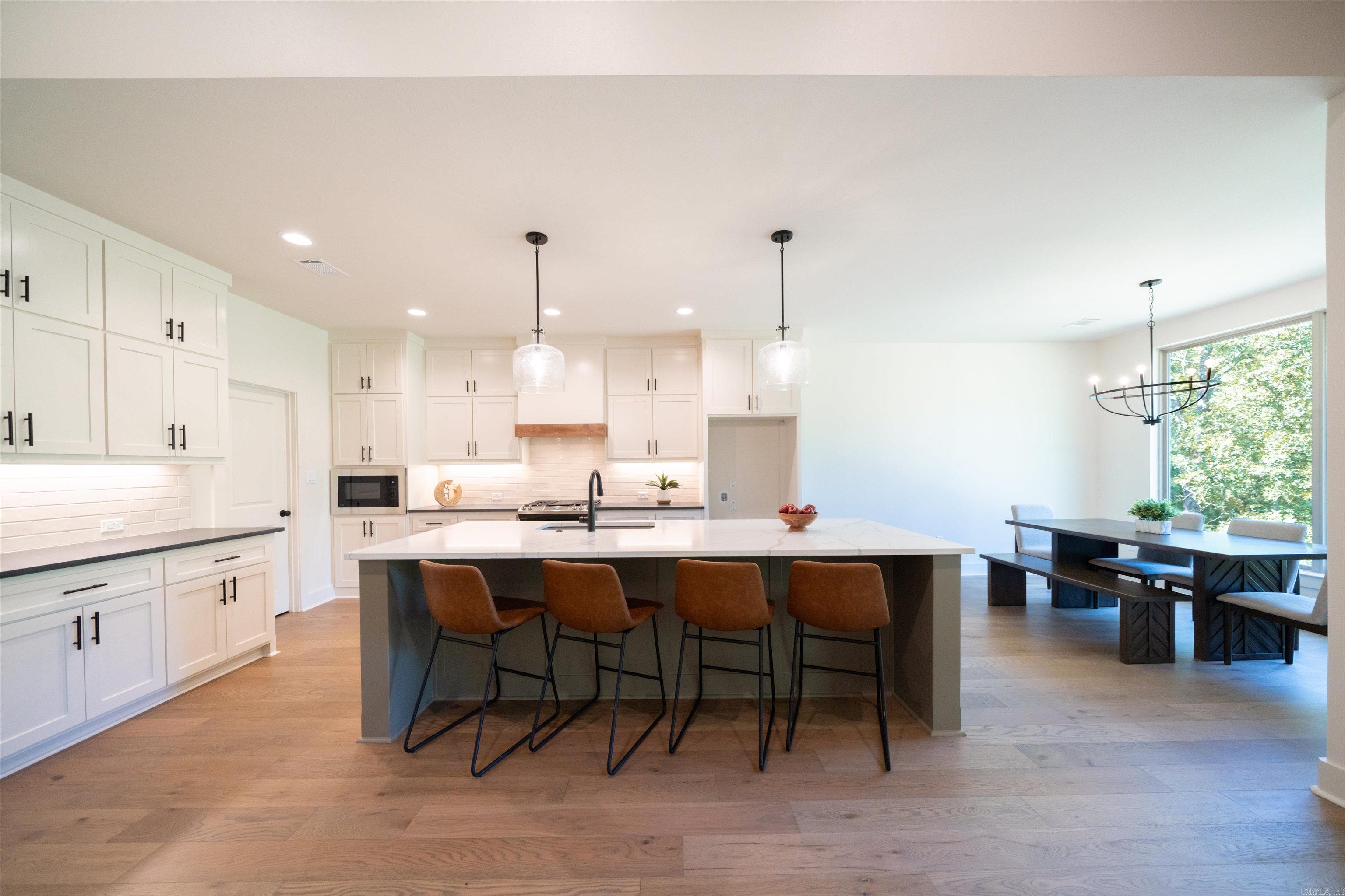 137 Ridgeview  Maumelle, AR