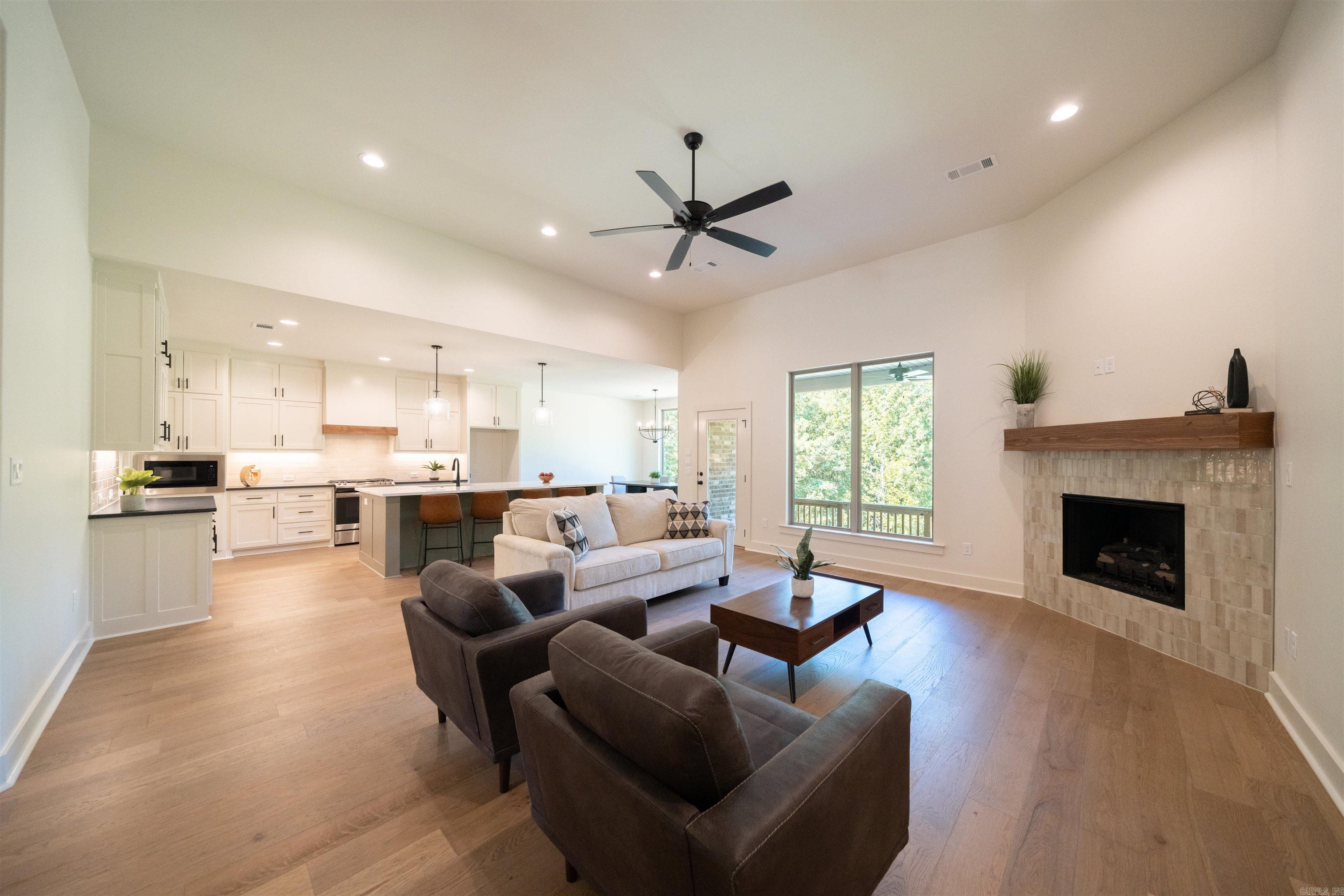 137 Ridgeview  Maumelle, AR