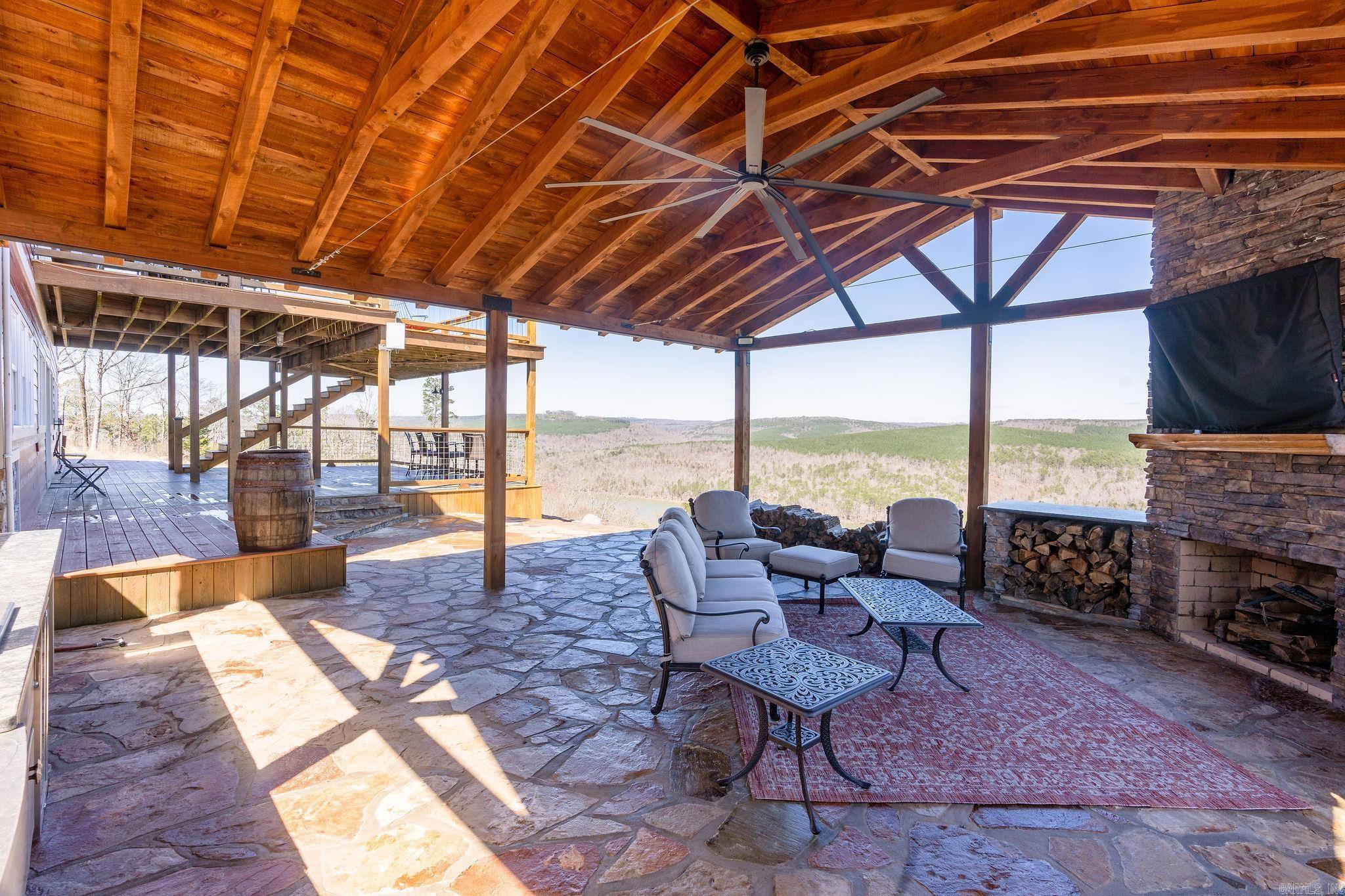 245 Ring Road  Greers Ferry, AR