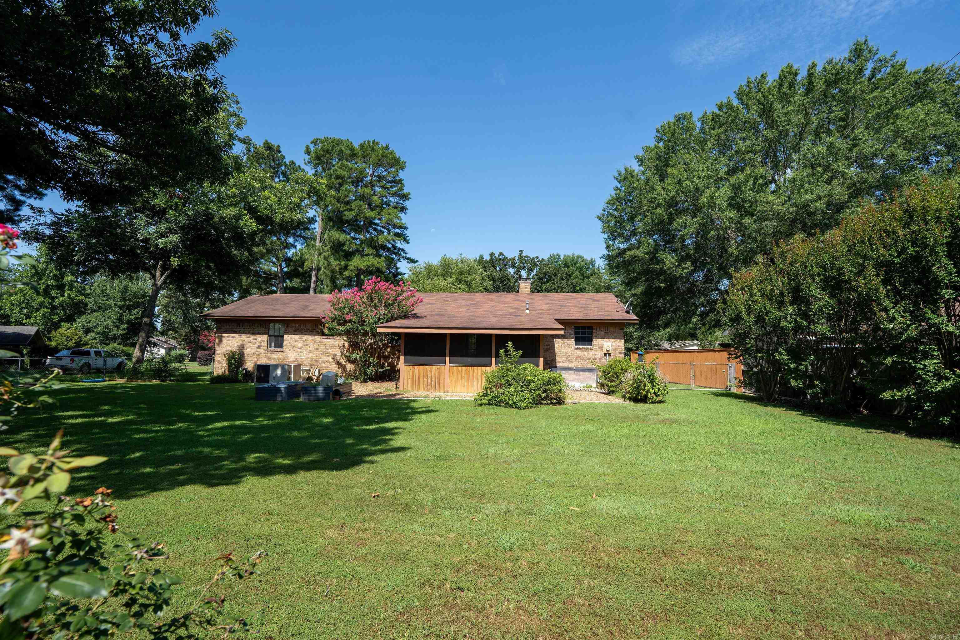 2321 Crestview  Heber Springs, AR