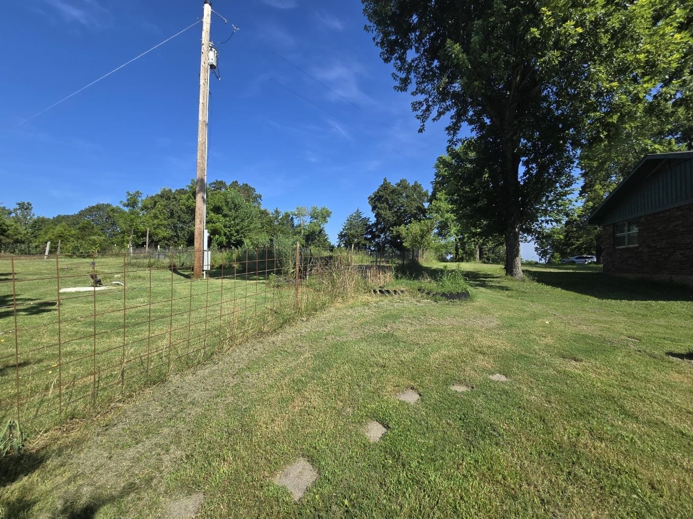 3036 Hwy P  Alton, MO