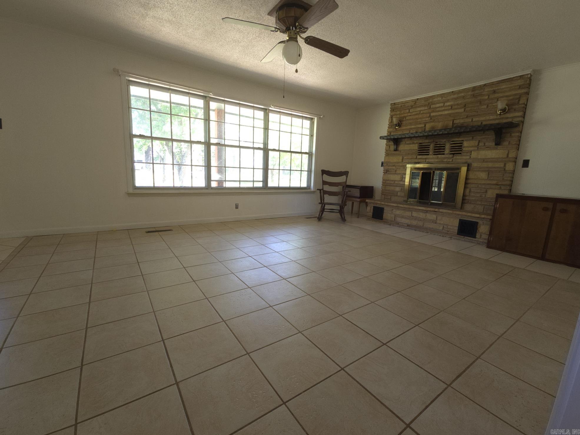 3036 Hwy P Highway Alton, MO 65606