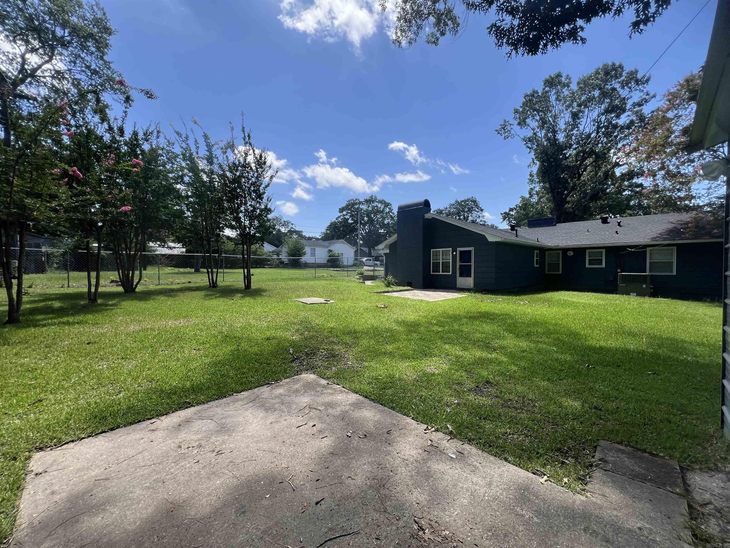 1508 W Oak  El Dorado, AR