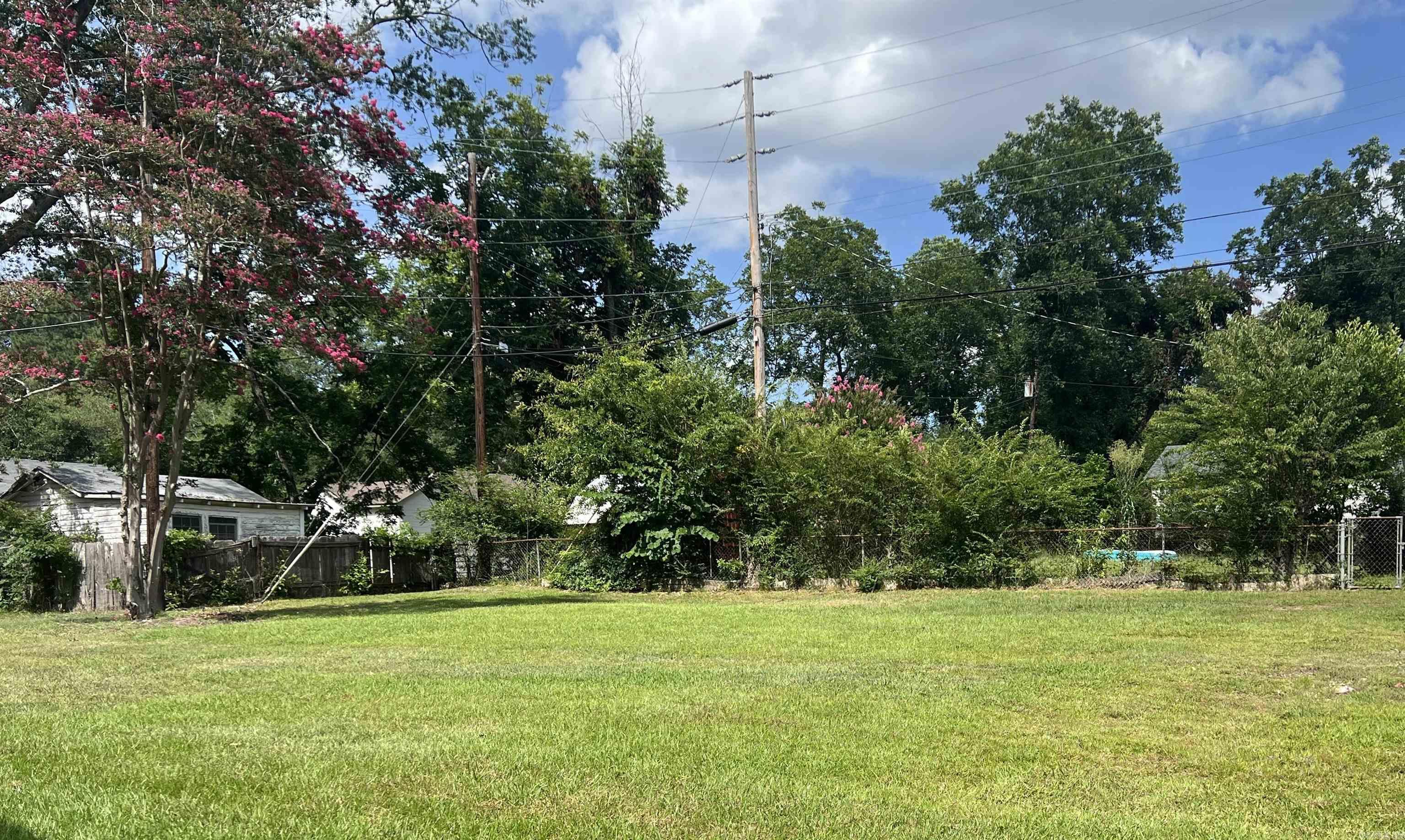 1508 W Oak  El Dorado, AR