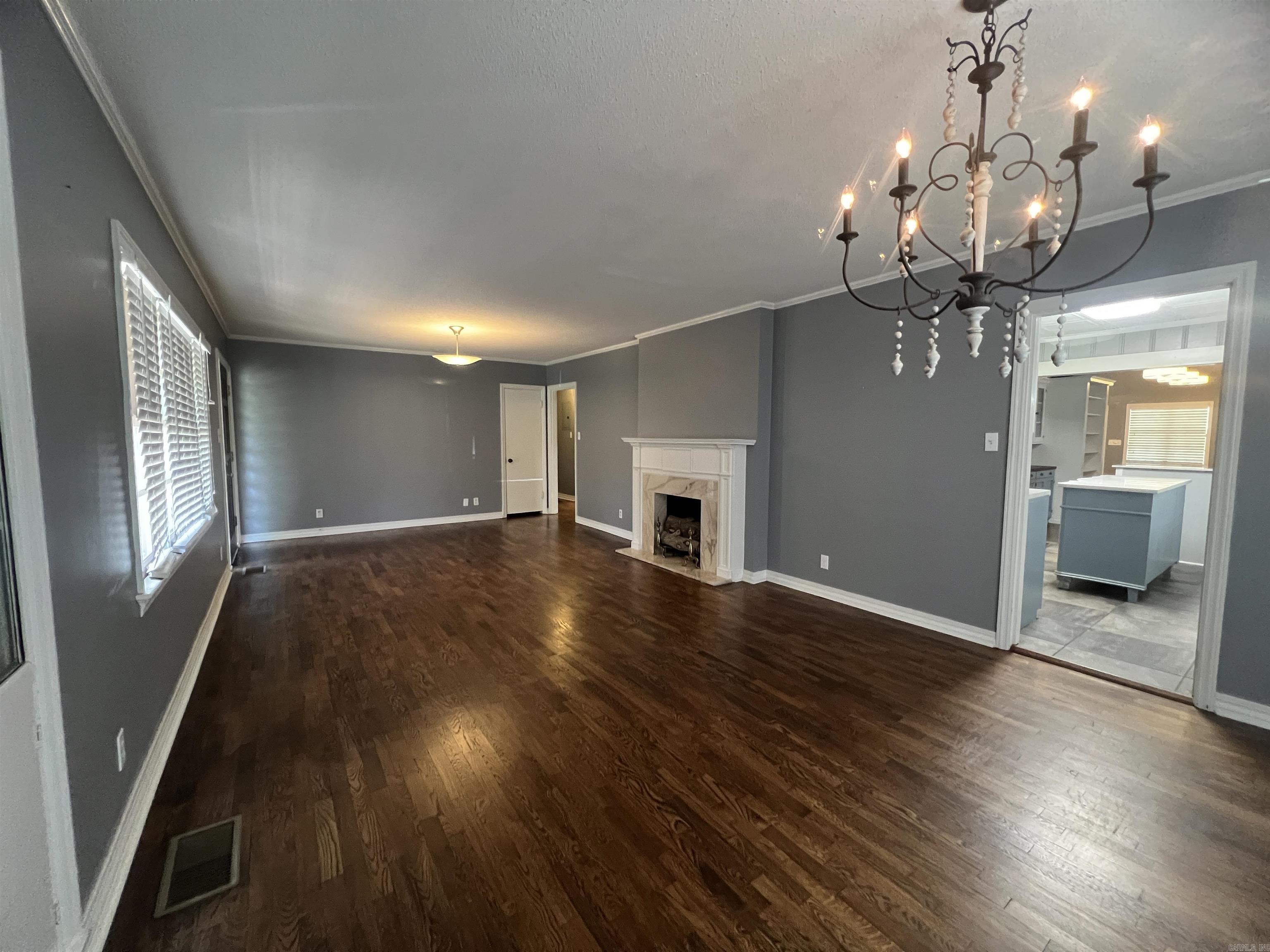 1508 W Oak  El Dorado, AR