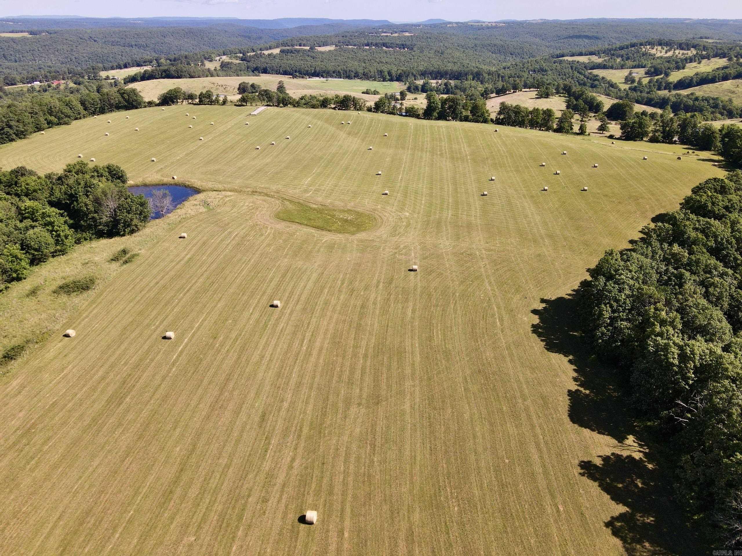 7042 Highway 254 W  Leslie, AR