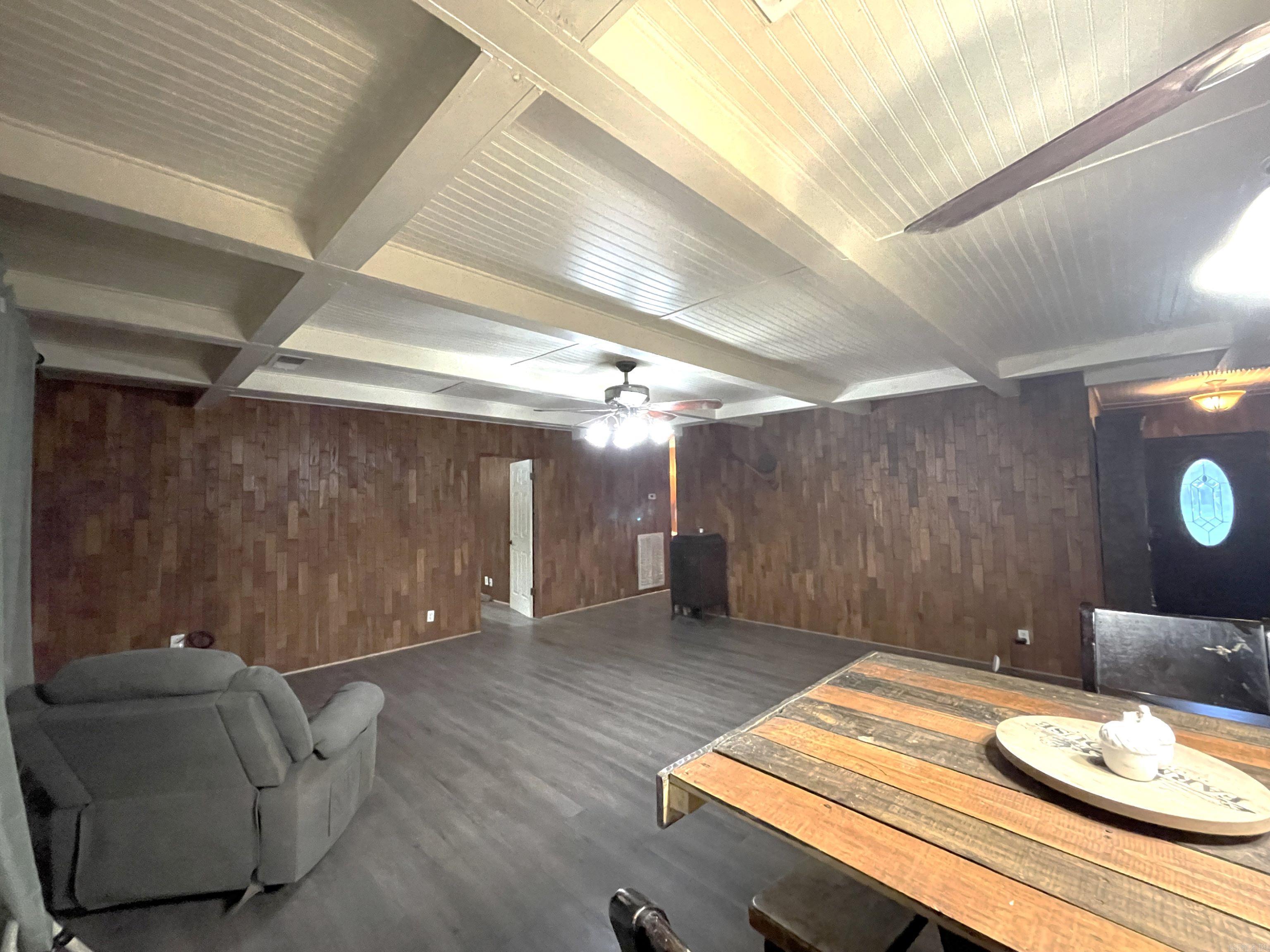 197 Jones  El Paso, AR