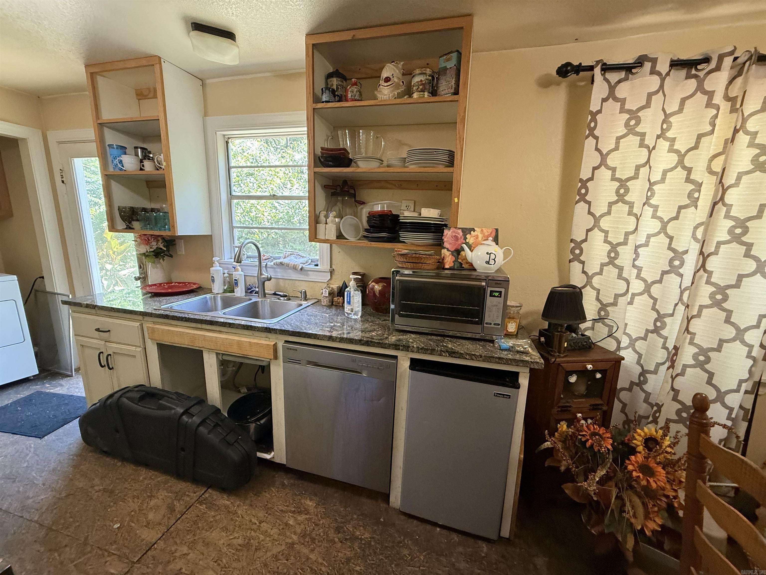 8720 Fairwood Rd  Mabelvale, AR