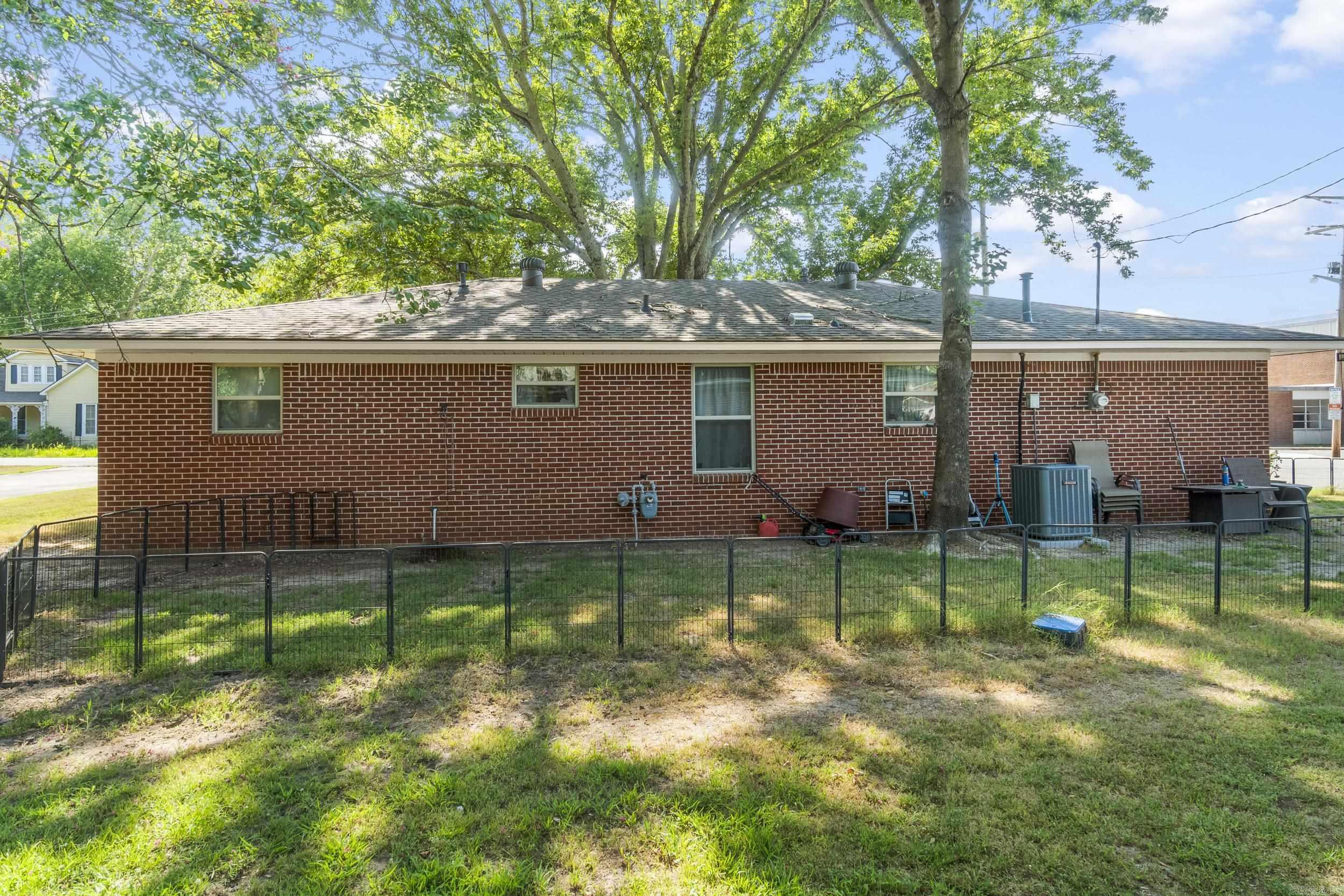 309 N Livermore  Hazen, AR