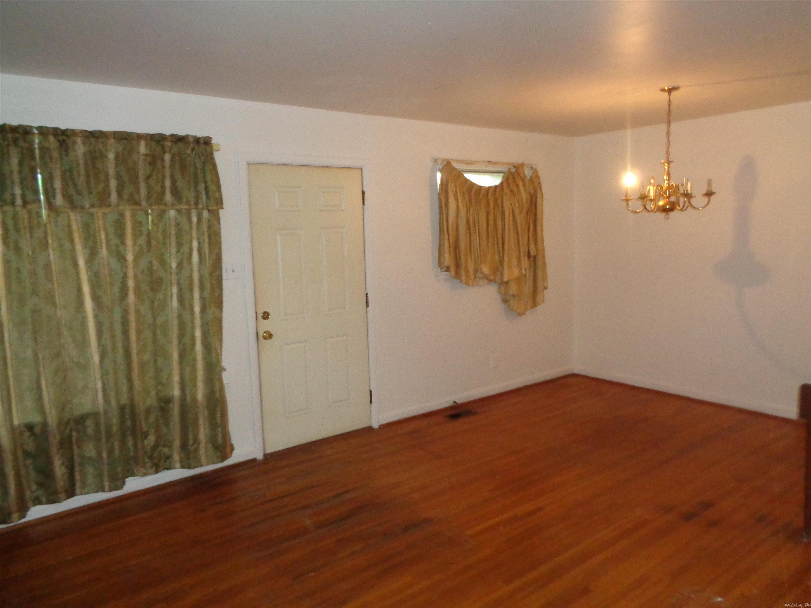 7012 Talmage  Little Rock, AR
