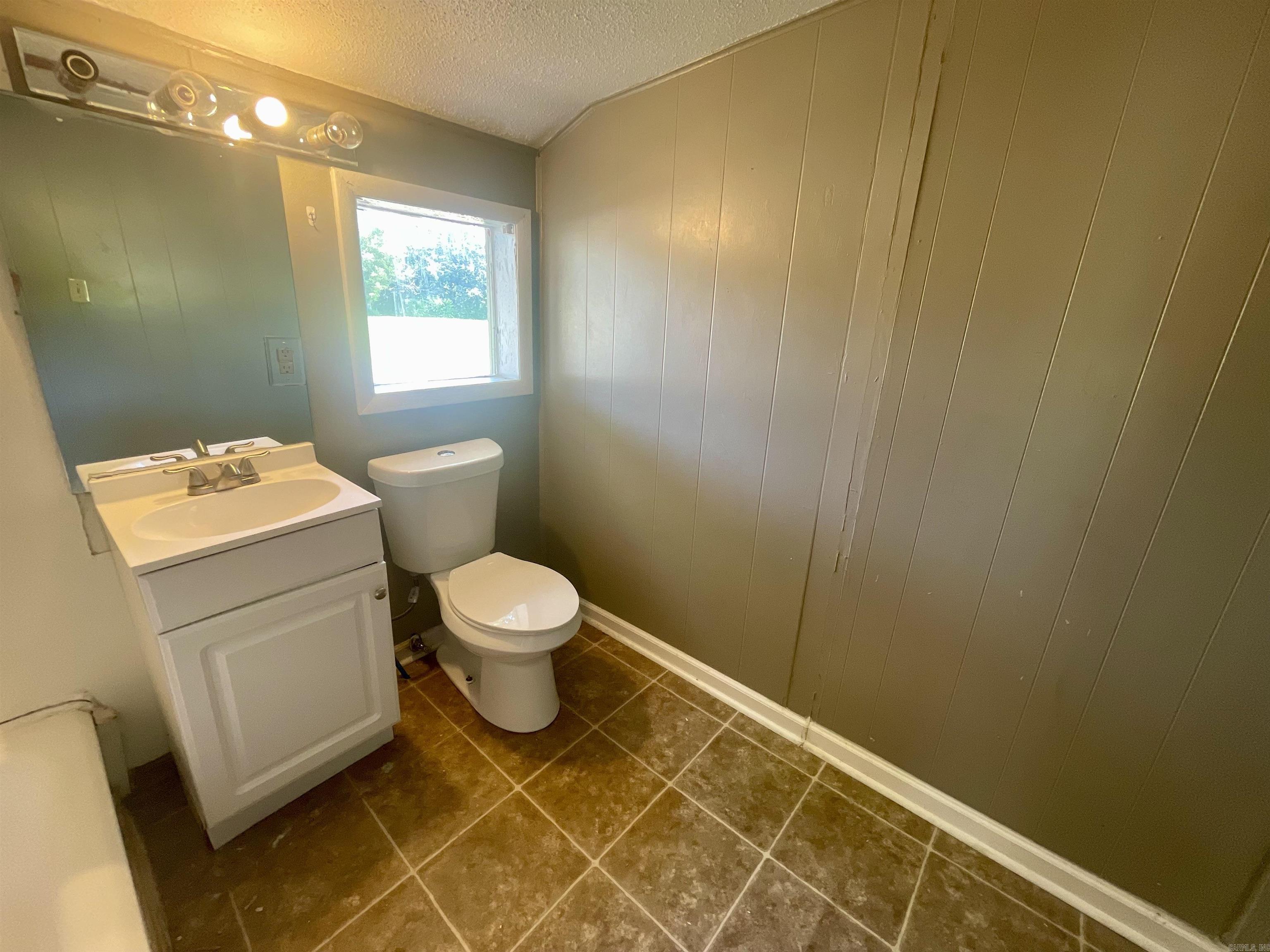 807 Walnut  Conway, AR
