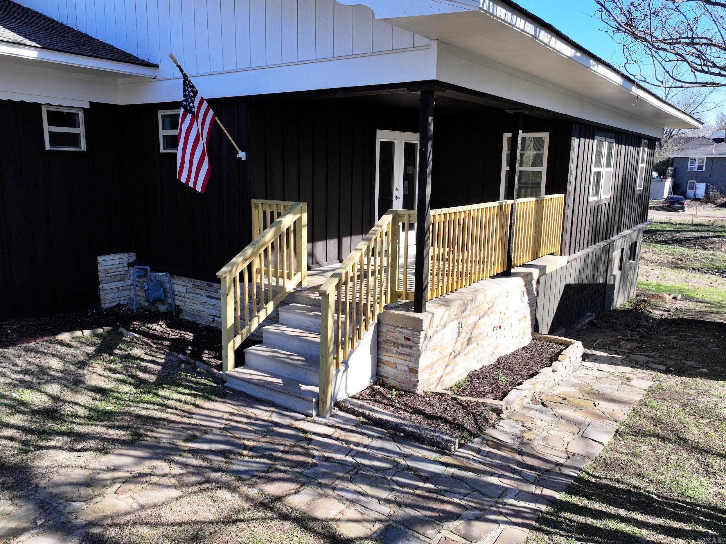503 E Broadway  Glenwood, AR