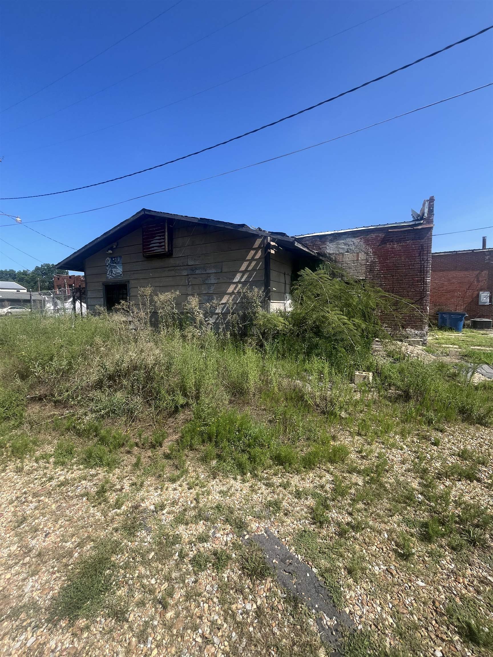207 & 209 E Main  Marmaduke, AR