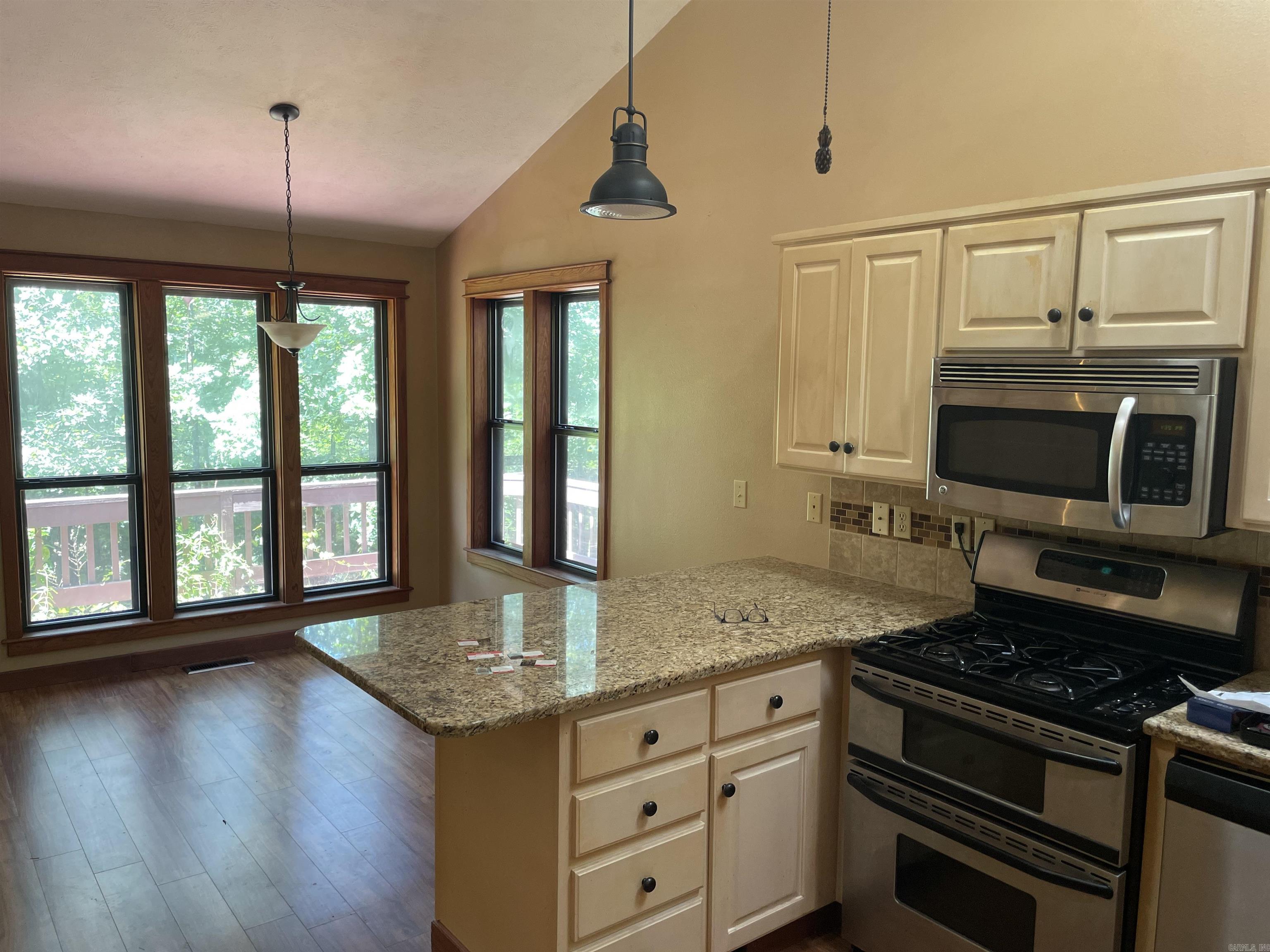 319 Lake Forest Estate  Tumbling Shoals, AR