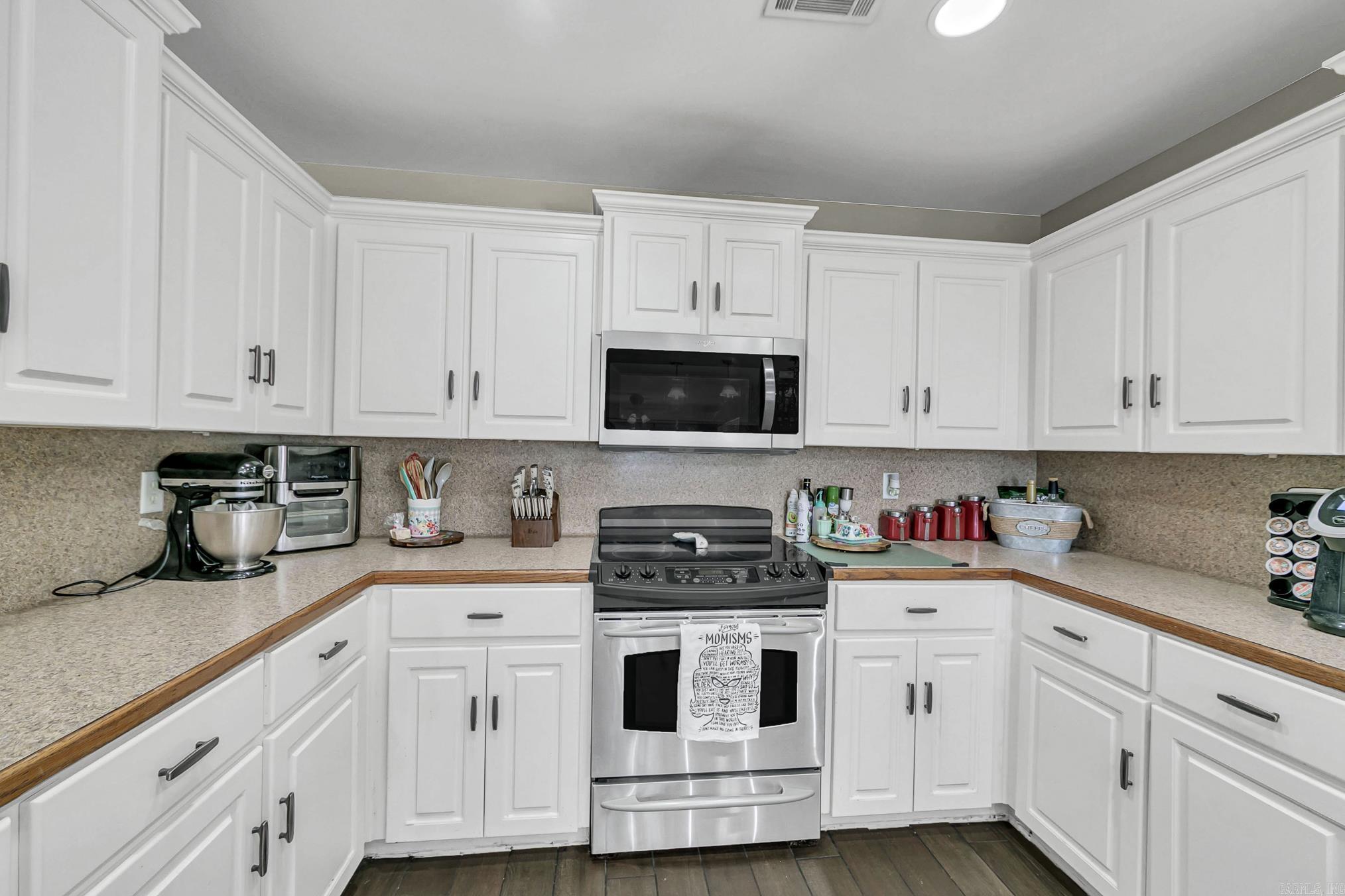 33 Oak Brook  Cabot, AR