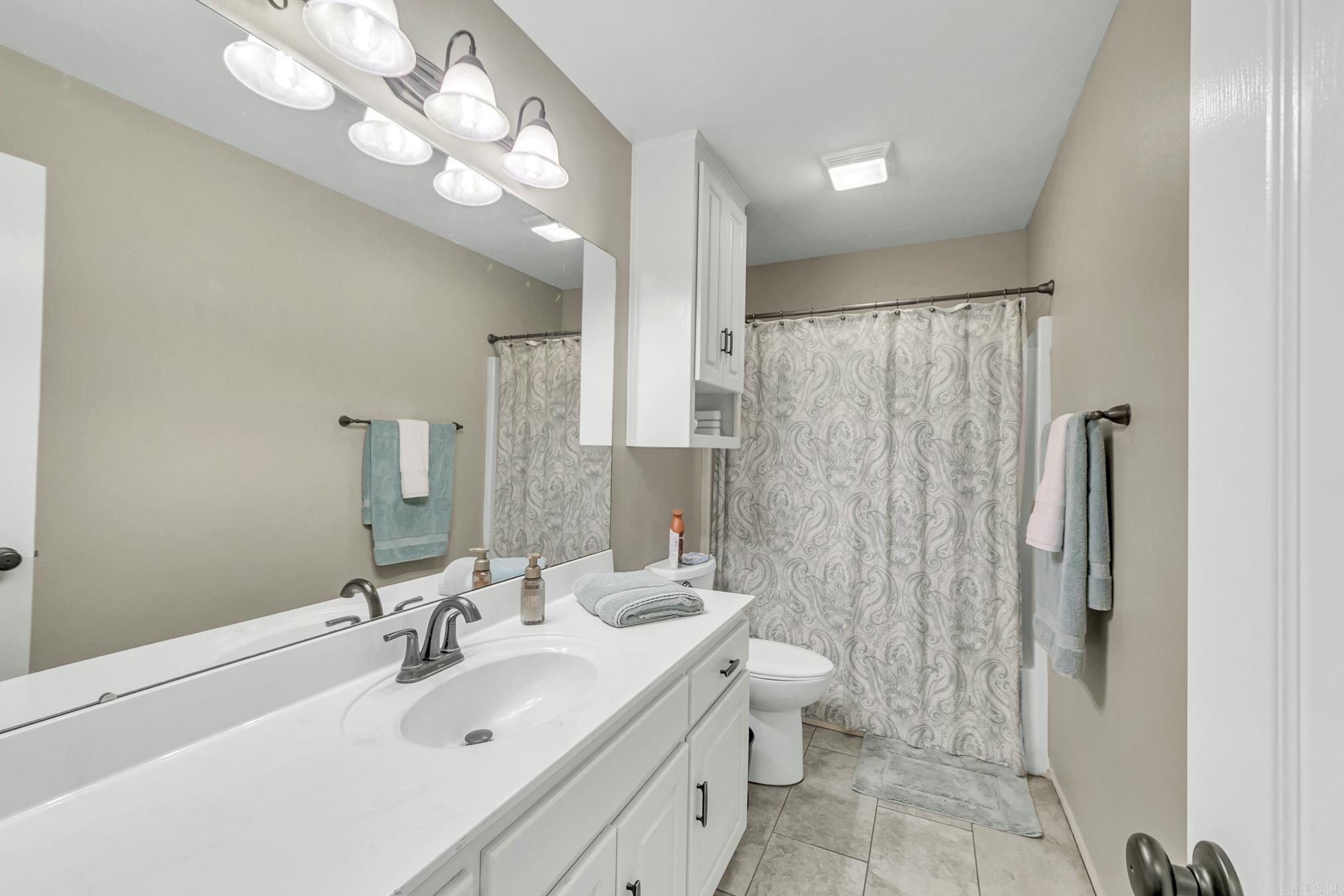33 Oak Brook  Cabot, AR
