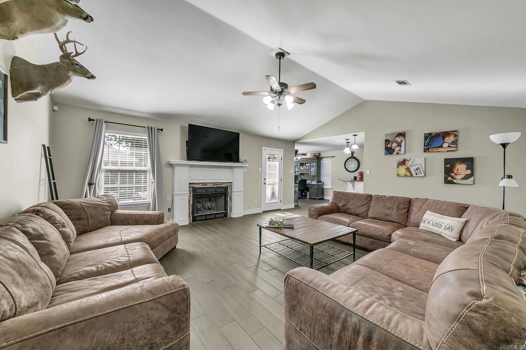 33 Oak Brook  Cabot, AR