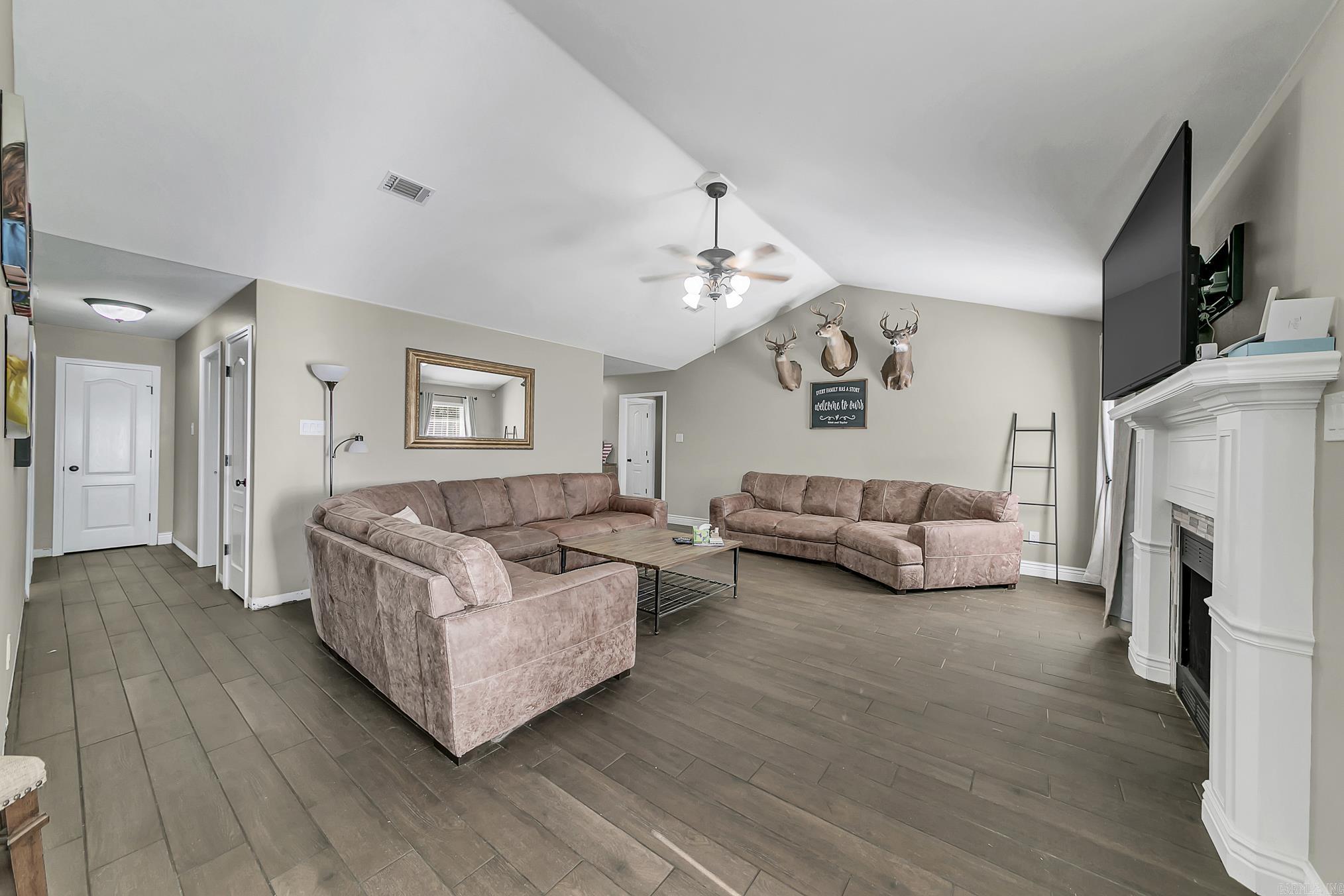 33 Oak Brook  Cabot, AR