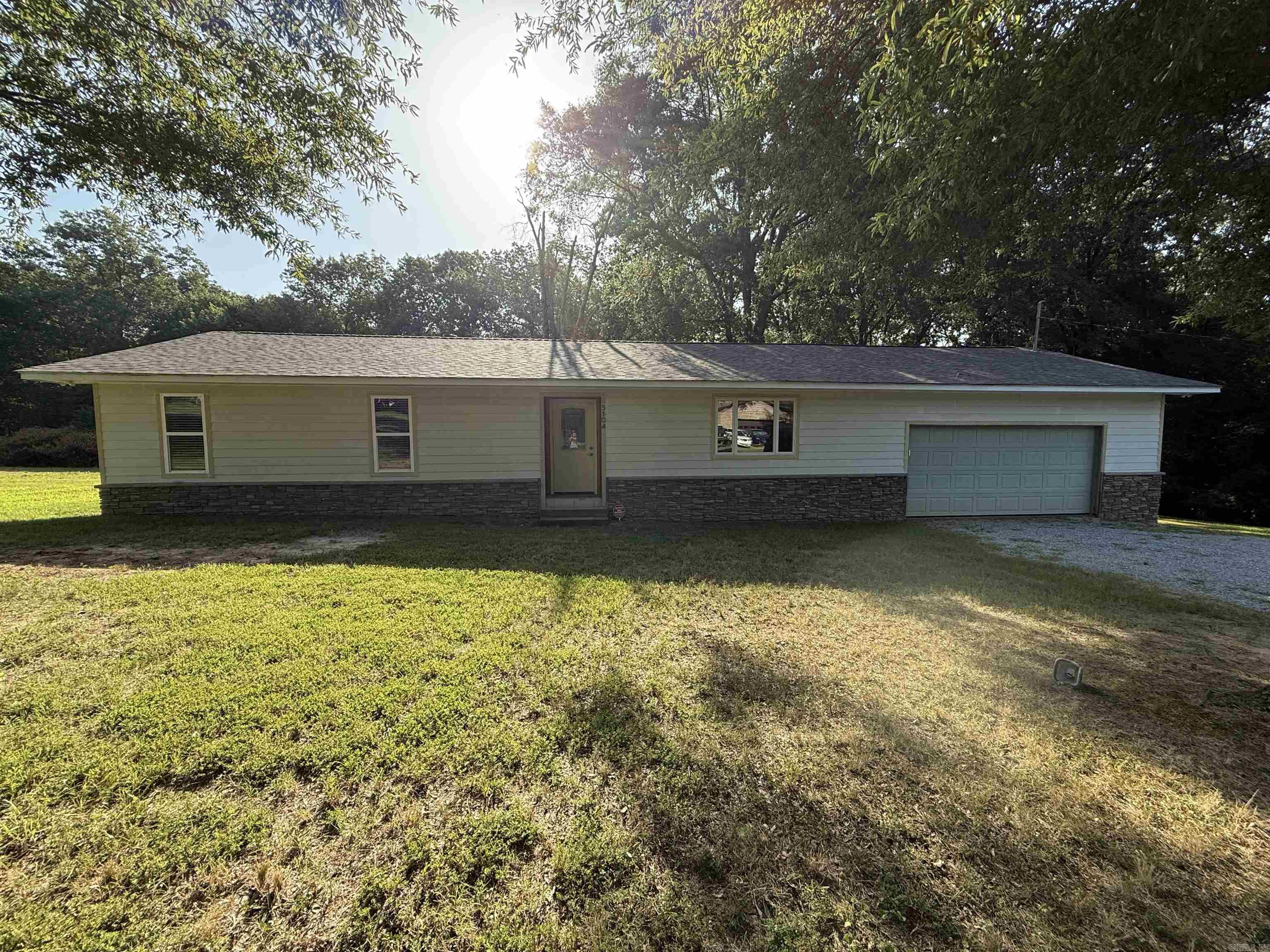 5104 Johnwood Drive Jonesboro, AR 72404