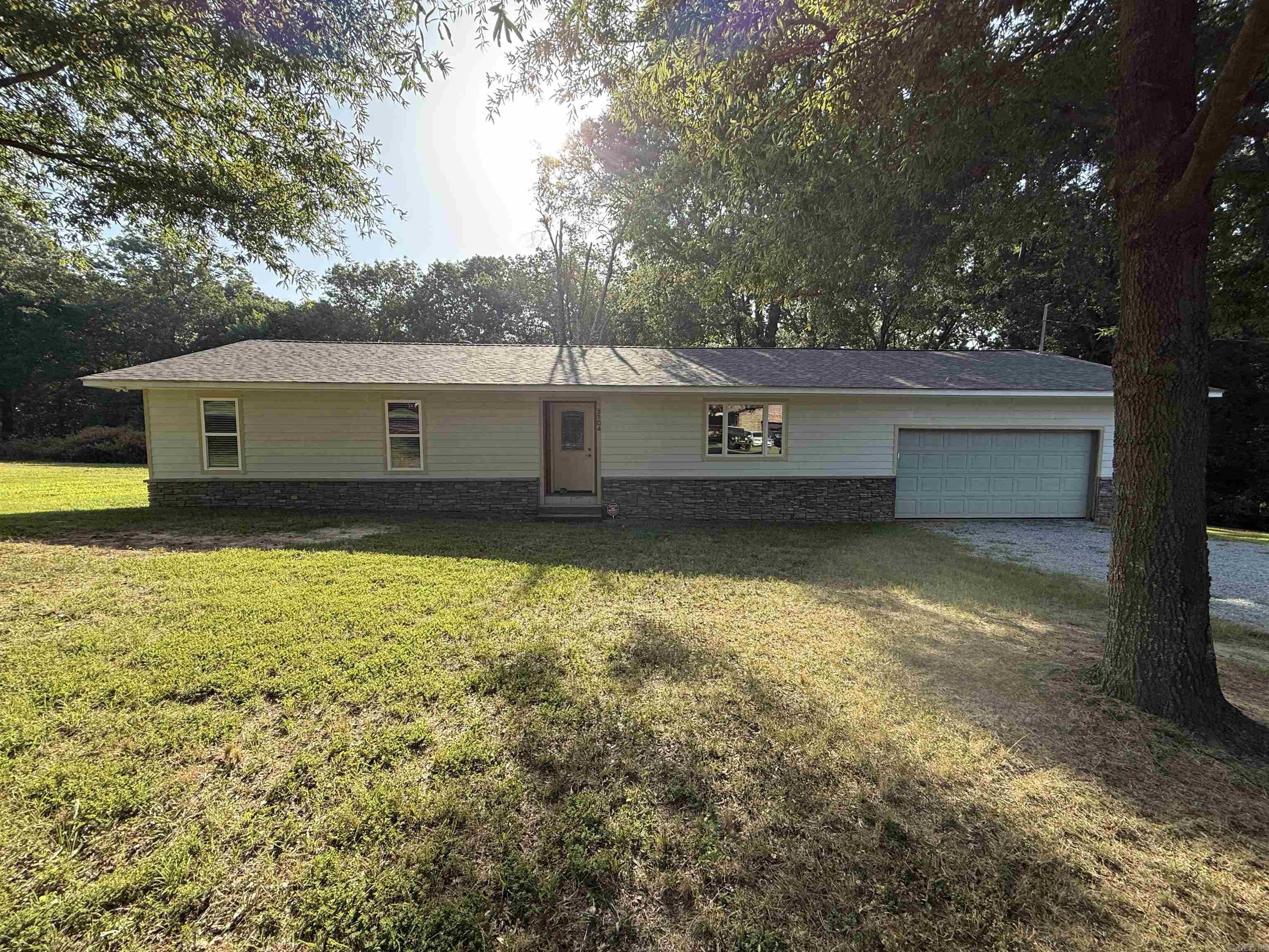 5104 Johnwood Drive Jonesboro, AR 72404