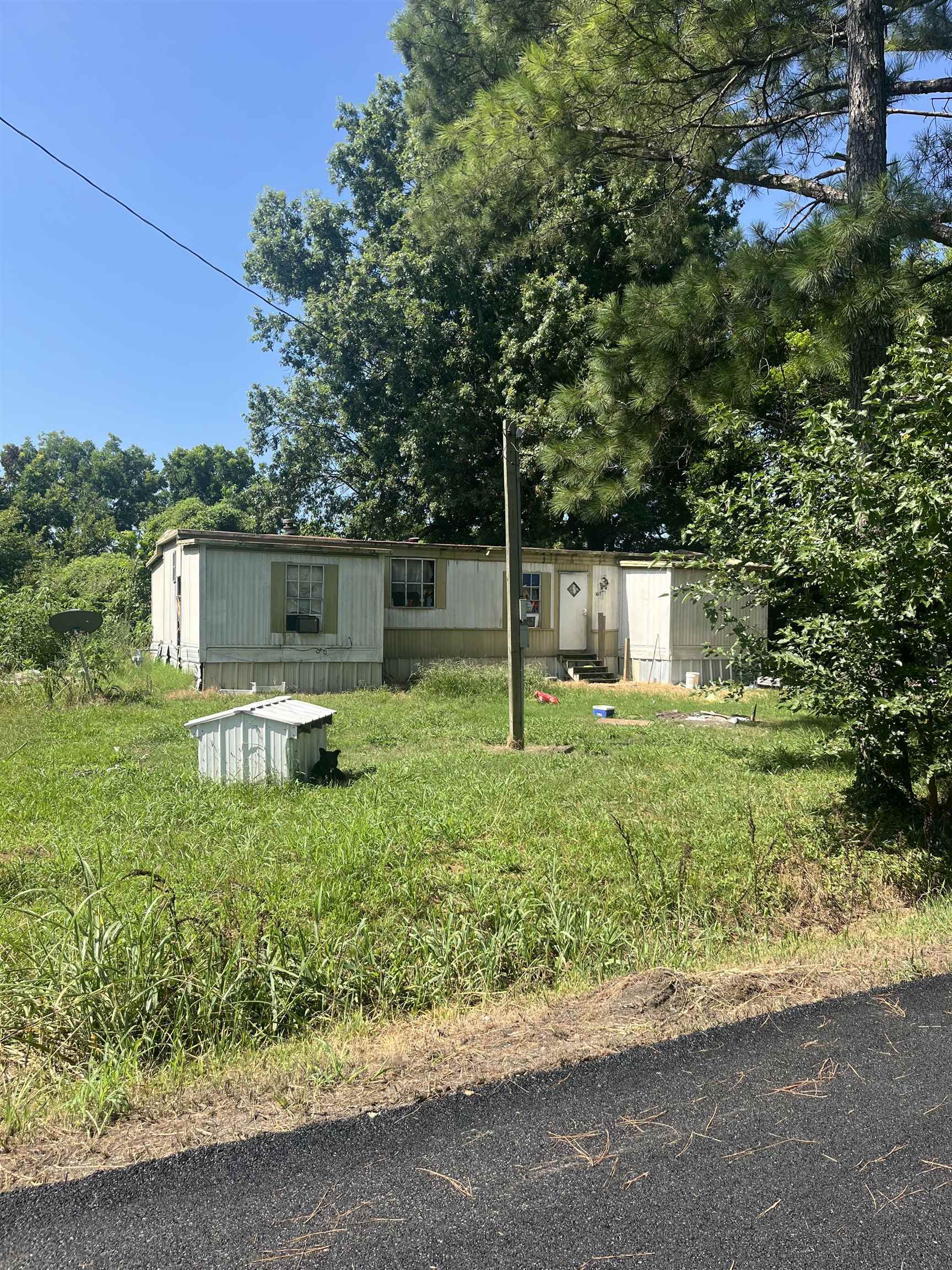 107 E England  Marmaduke, AR