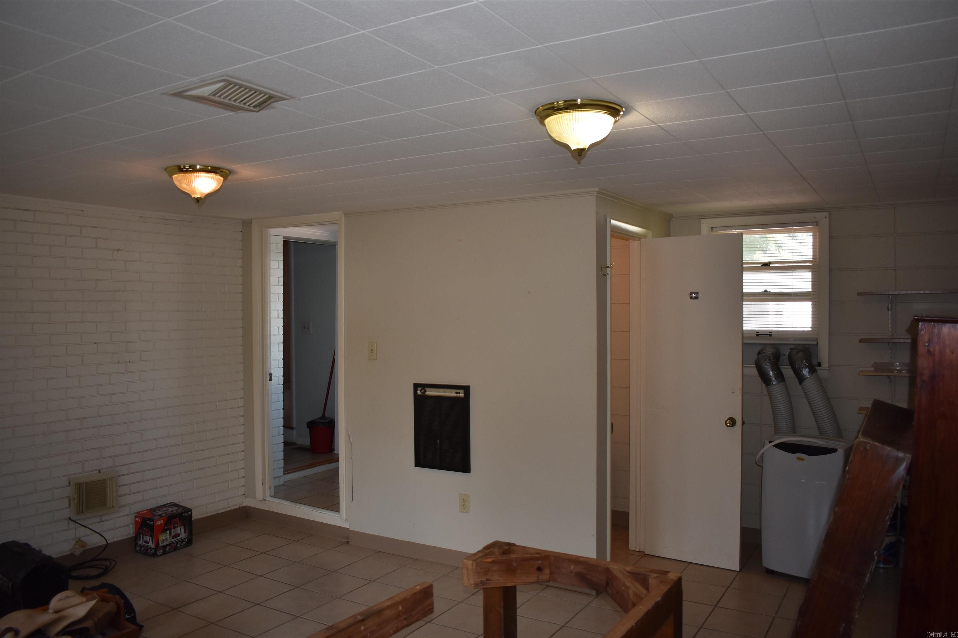 1008 S Spring  Searcy, AR