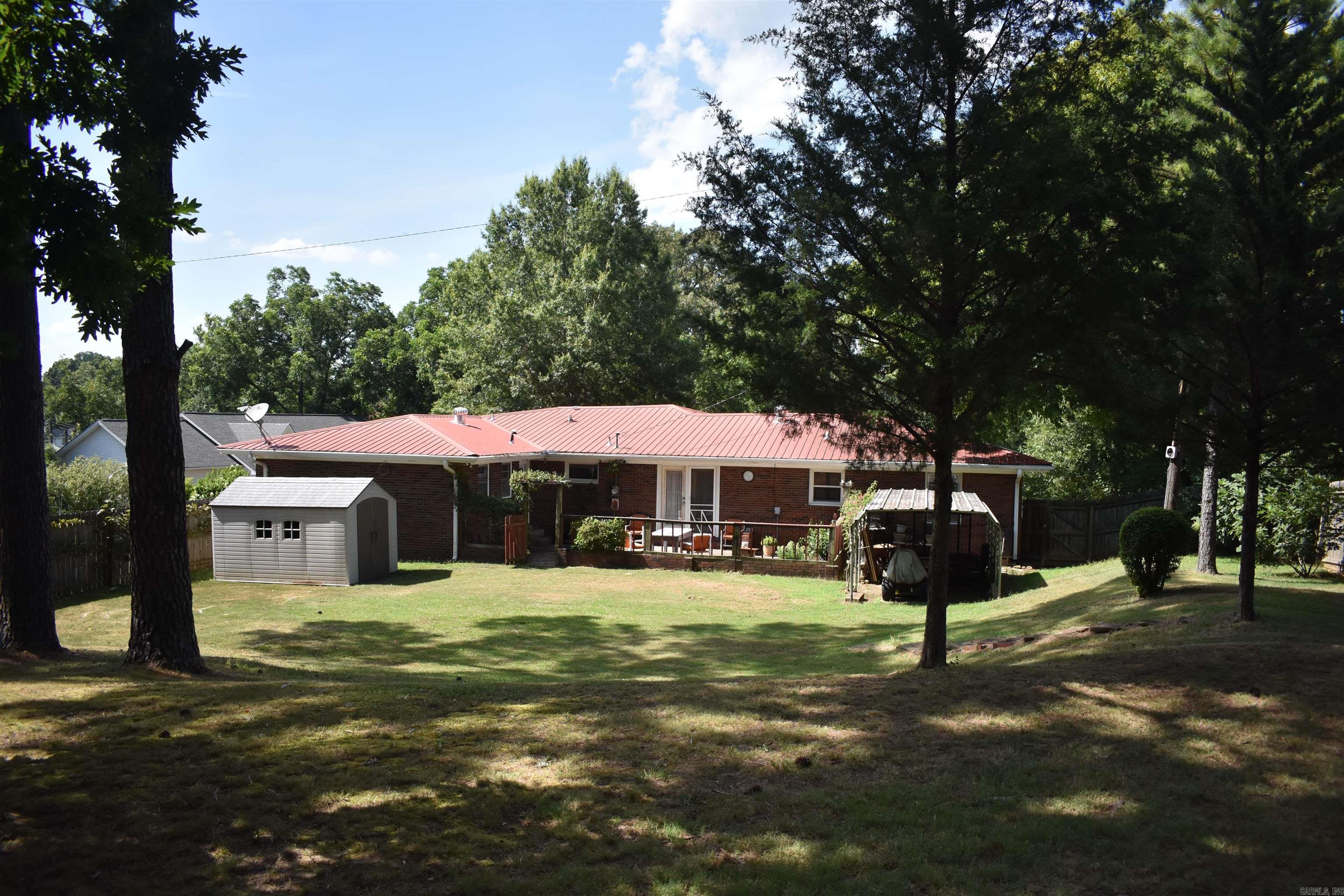 1008 S Spring  Searcy, AR
