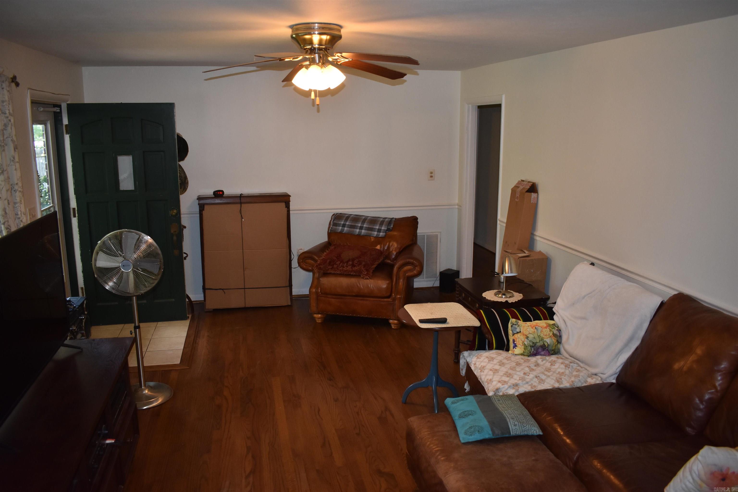 1008 S Spring  Searcy, AR