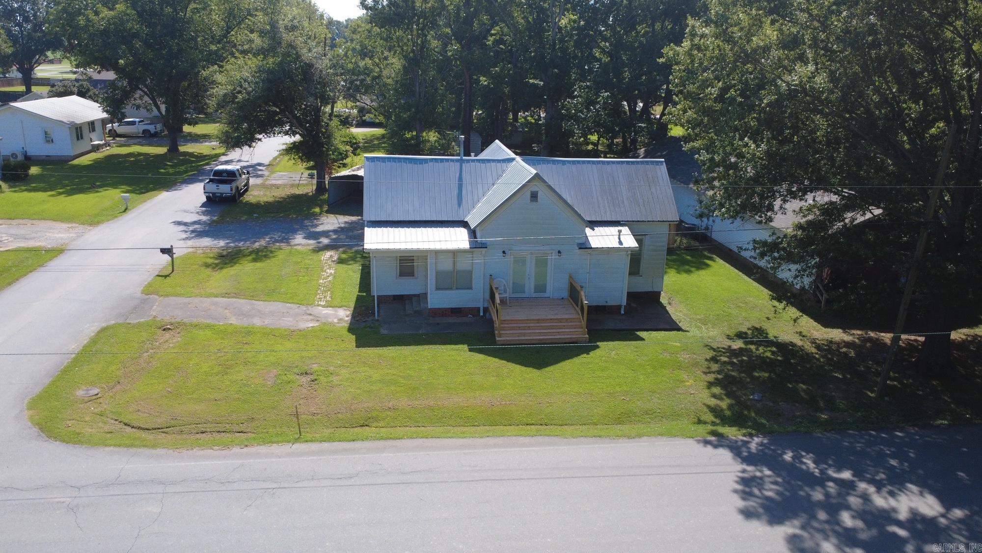 820 N williams Carlisle, AR 72024