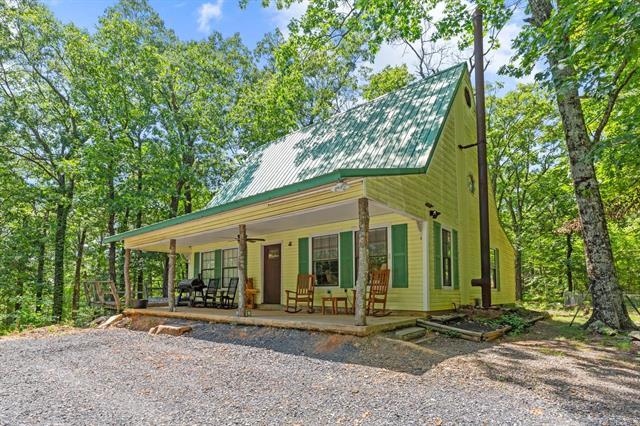 193  Shanendoah  Mena, AR