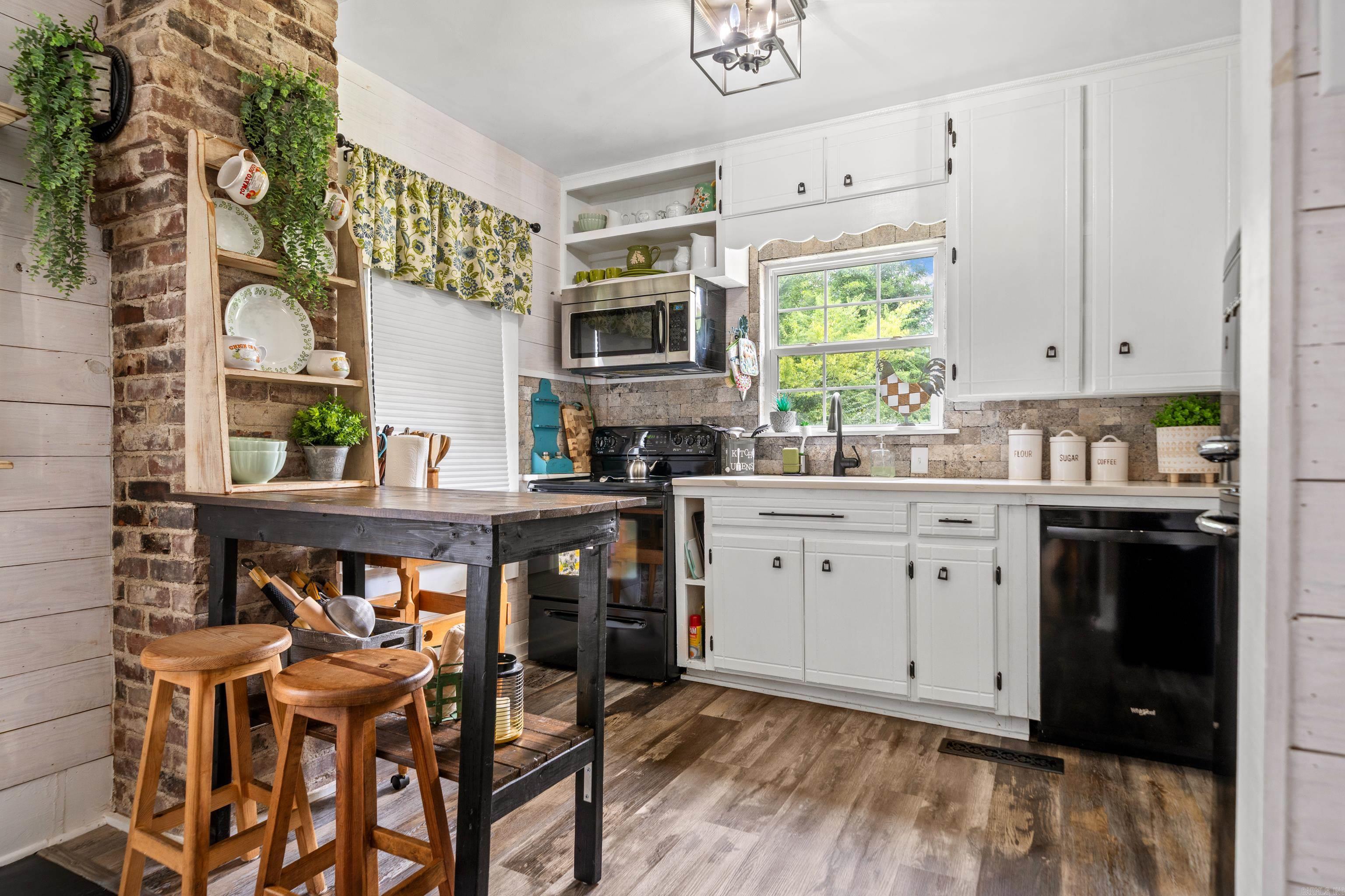 237 Woodlawn  Hot Springs, AR