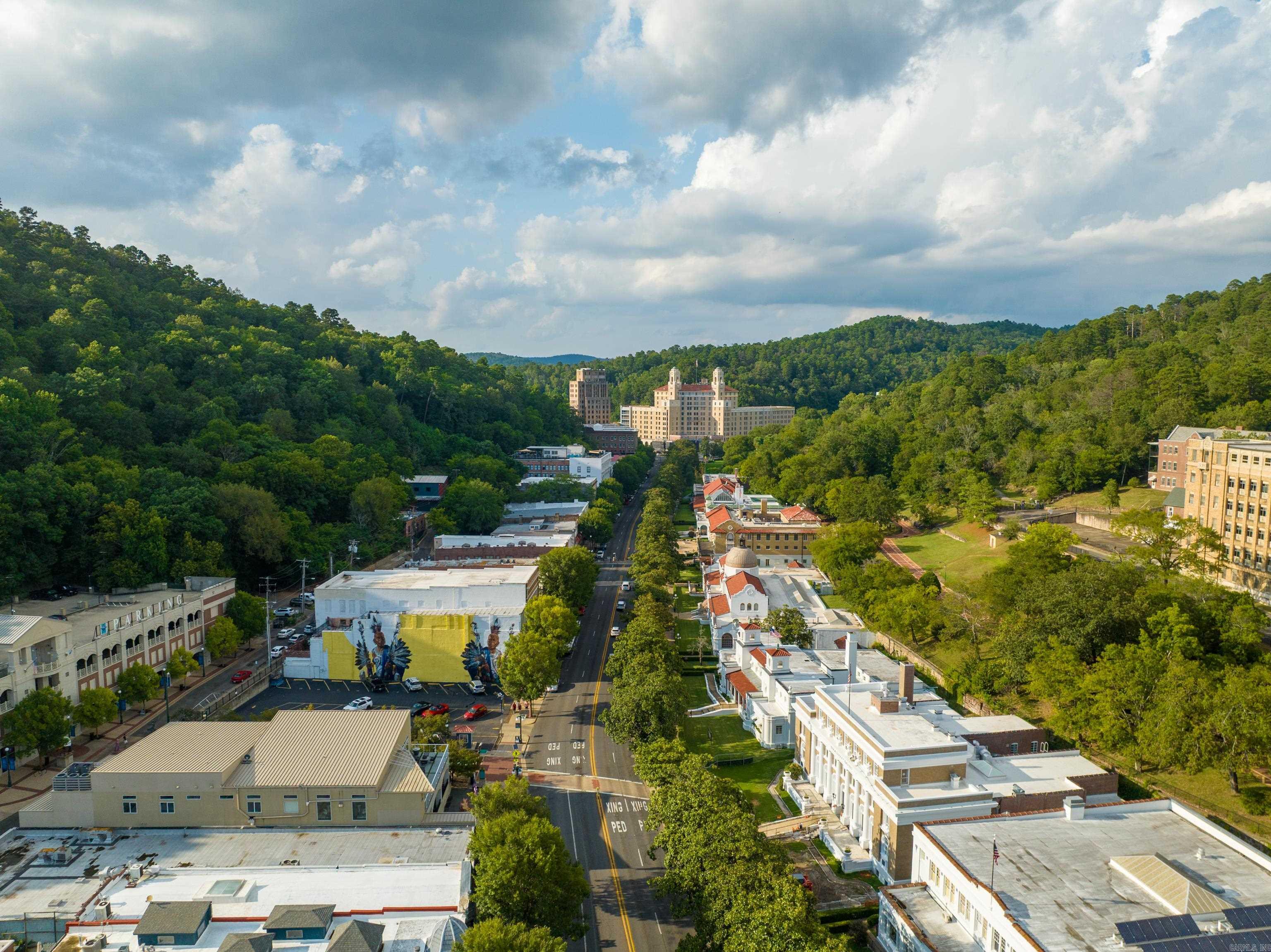 237 Woodlawn  Hot Springs, AR