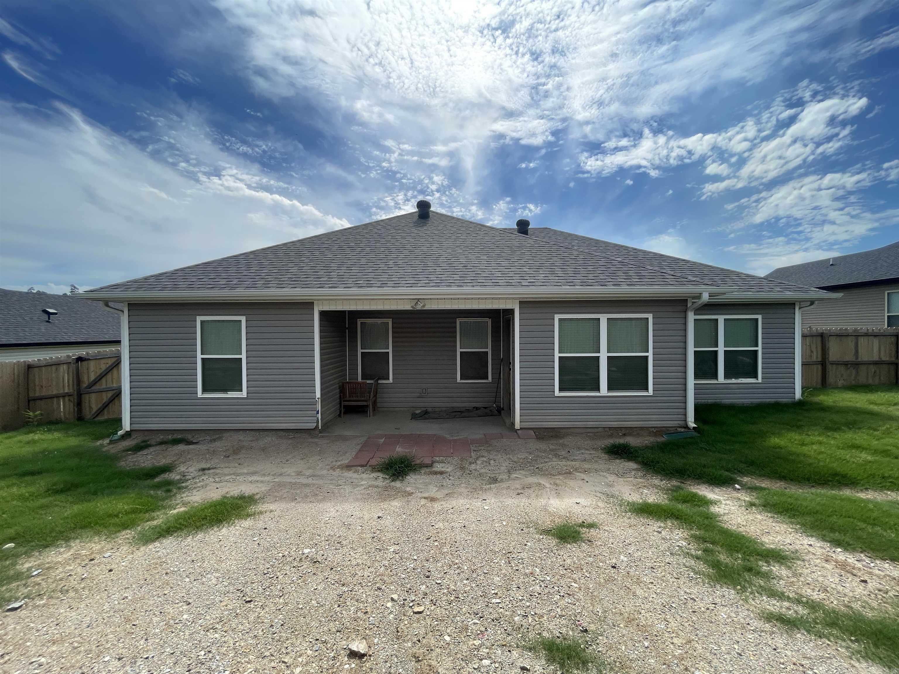 1057 Heritage Way  Benton, AR