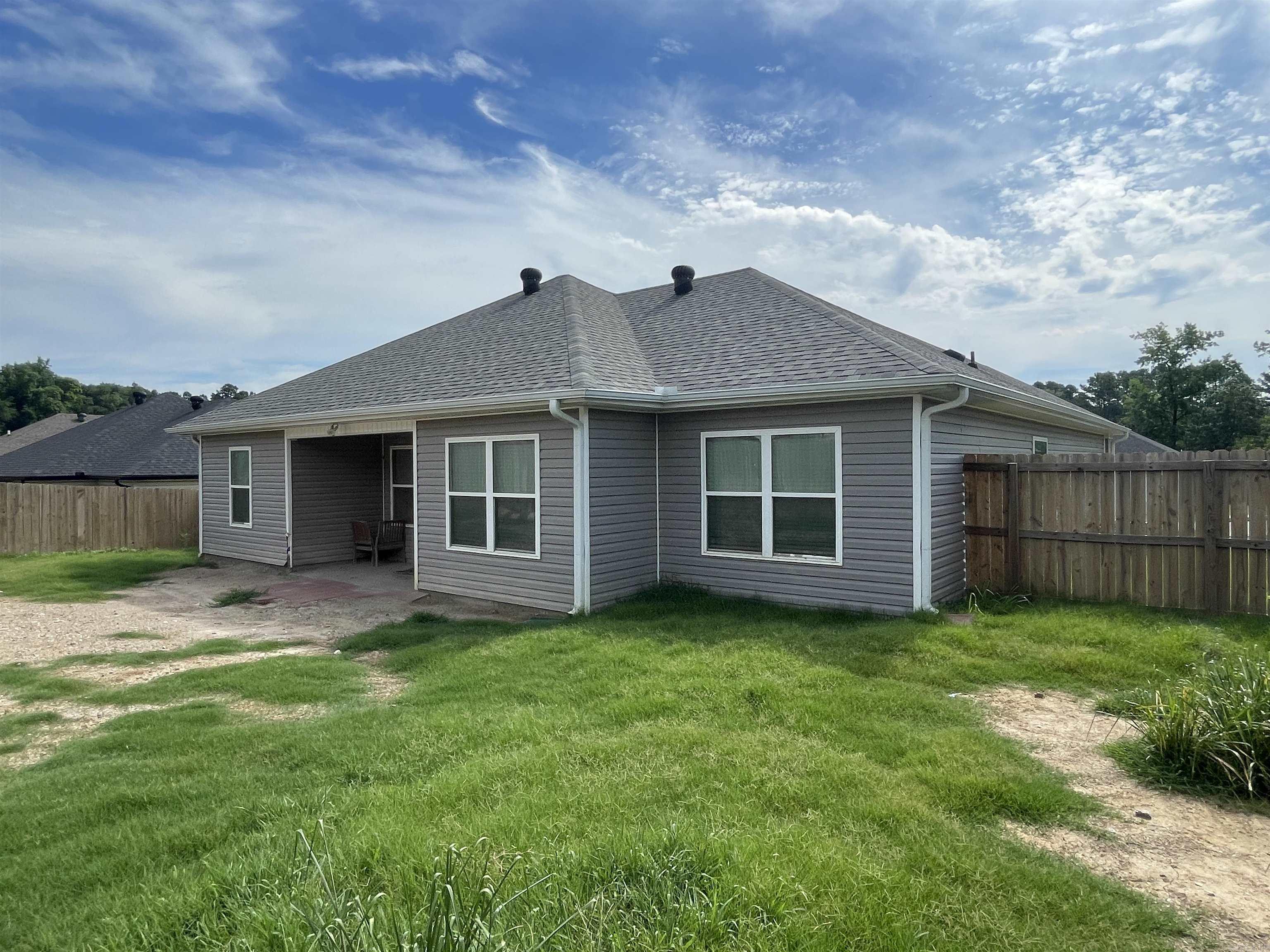 1057 Heritage Way  Benton, AR