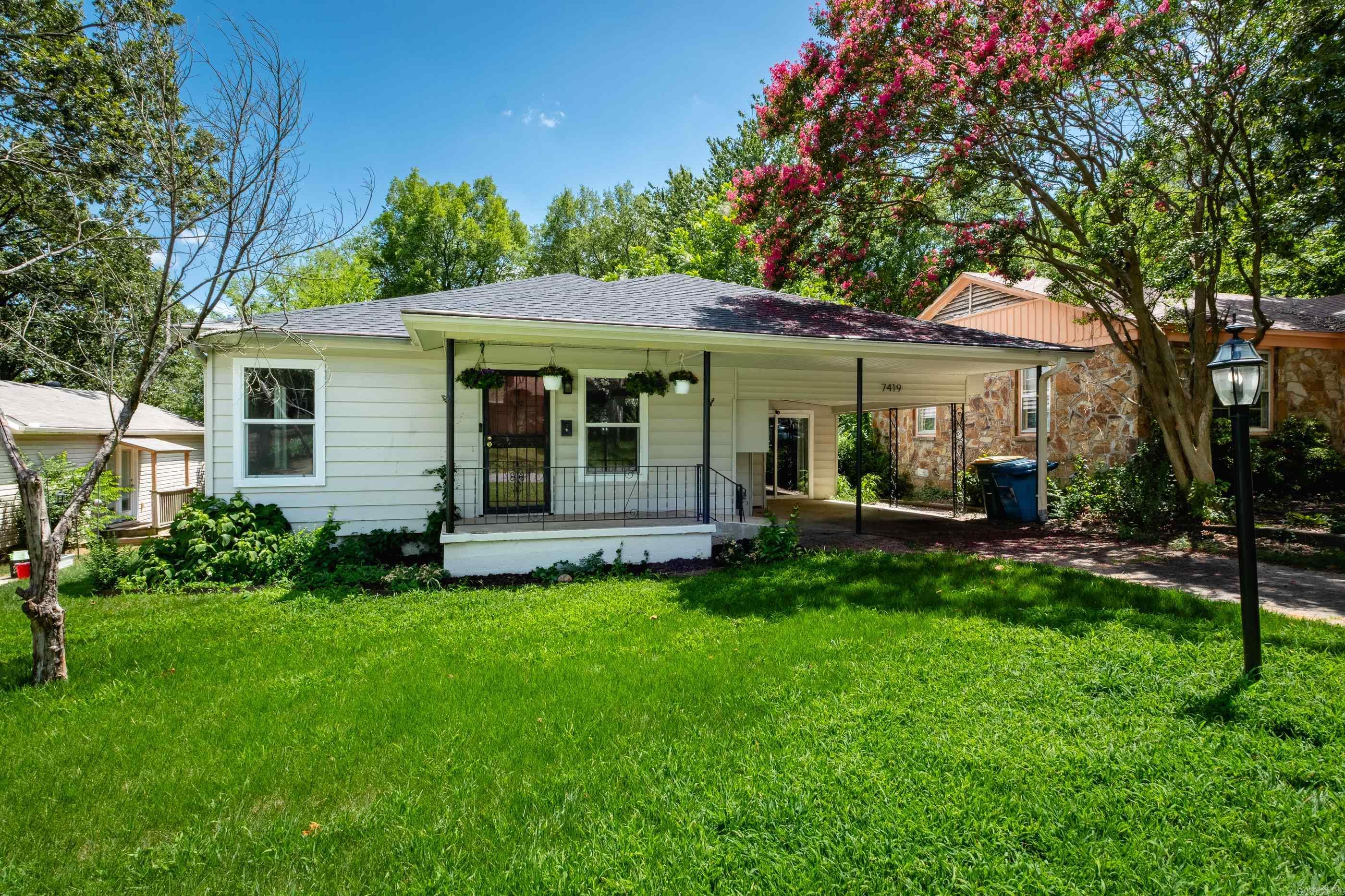 7419 Illinois  Little Rock, AR