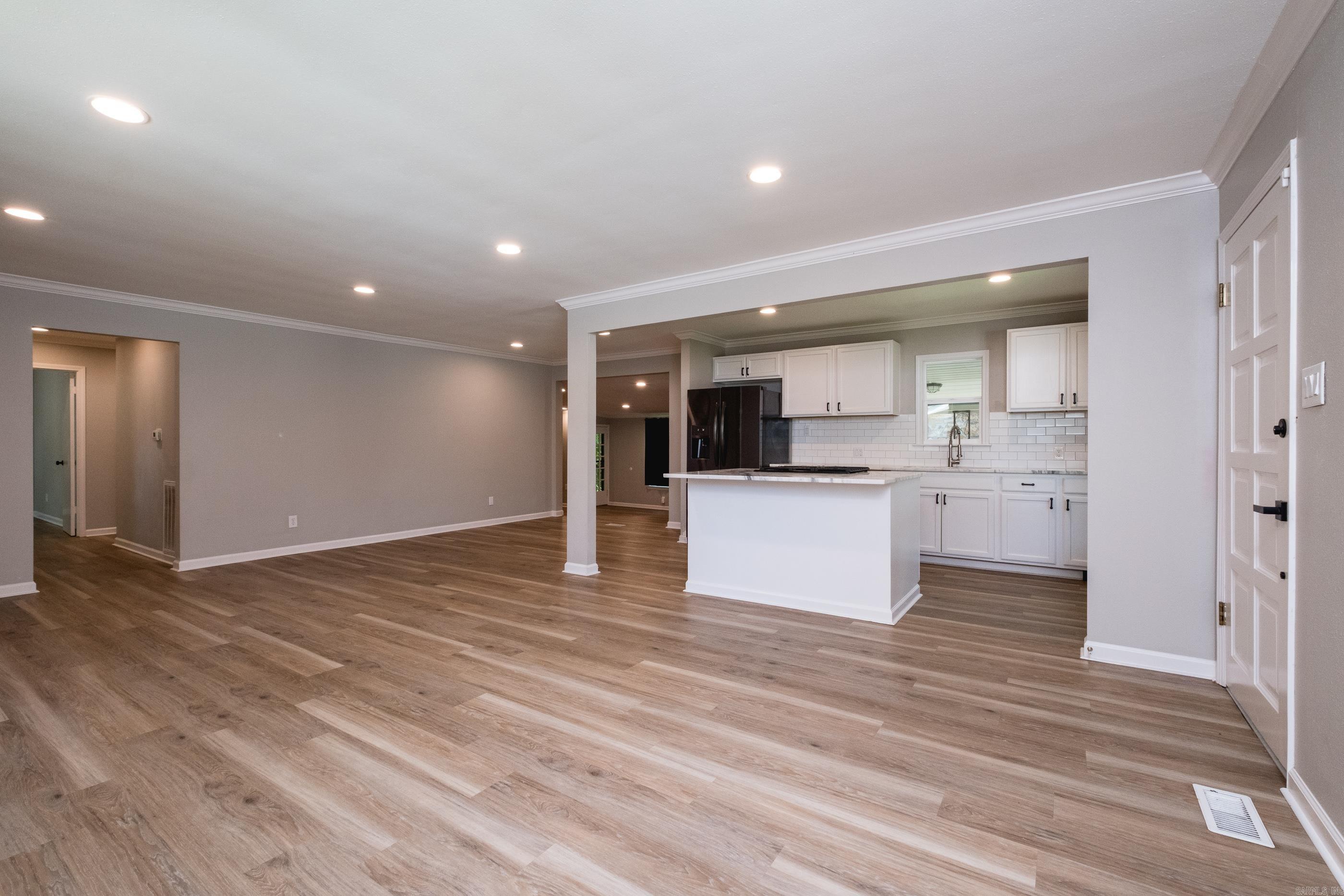 7419 Illinois  Little Rock, AR