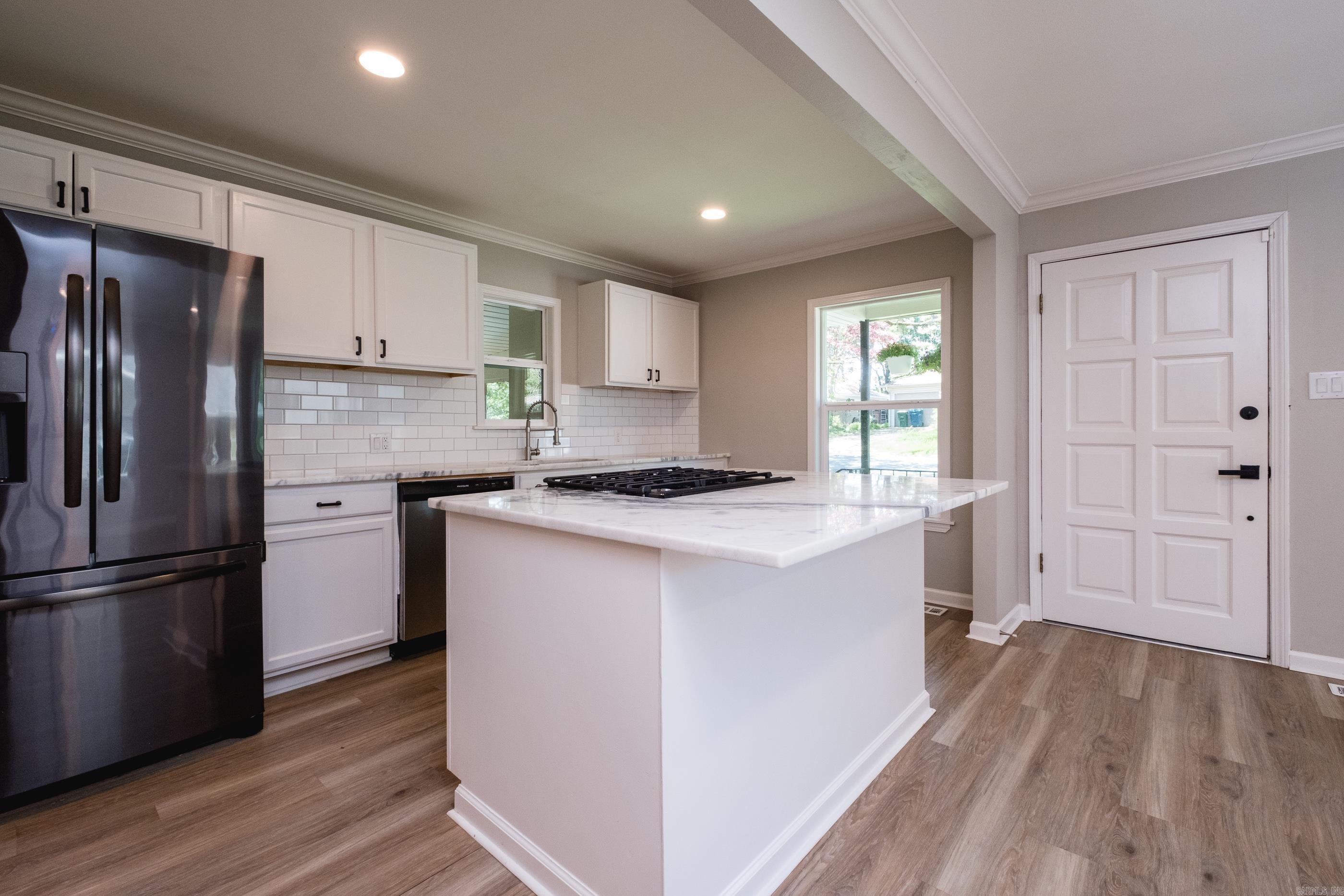 7419 Illinois  Little Rock, AR