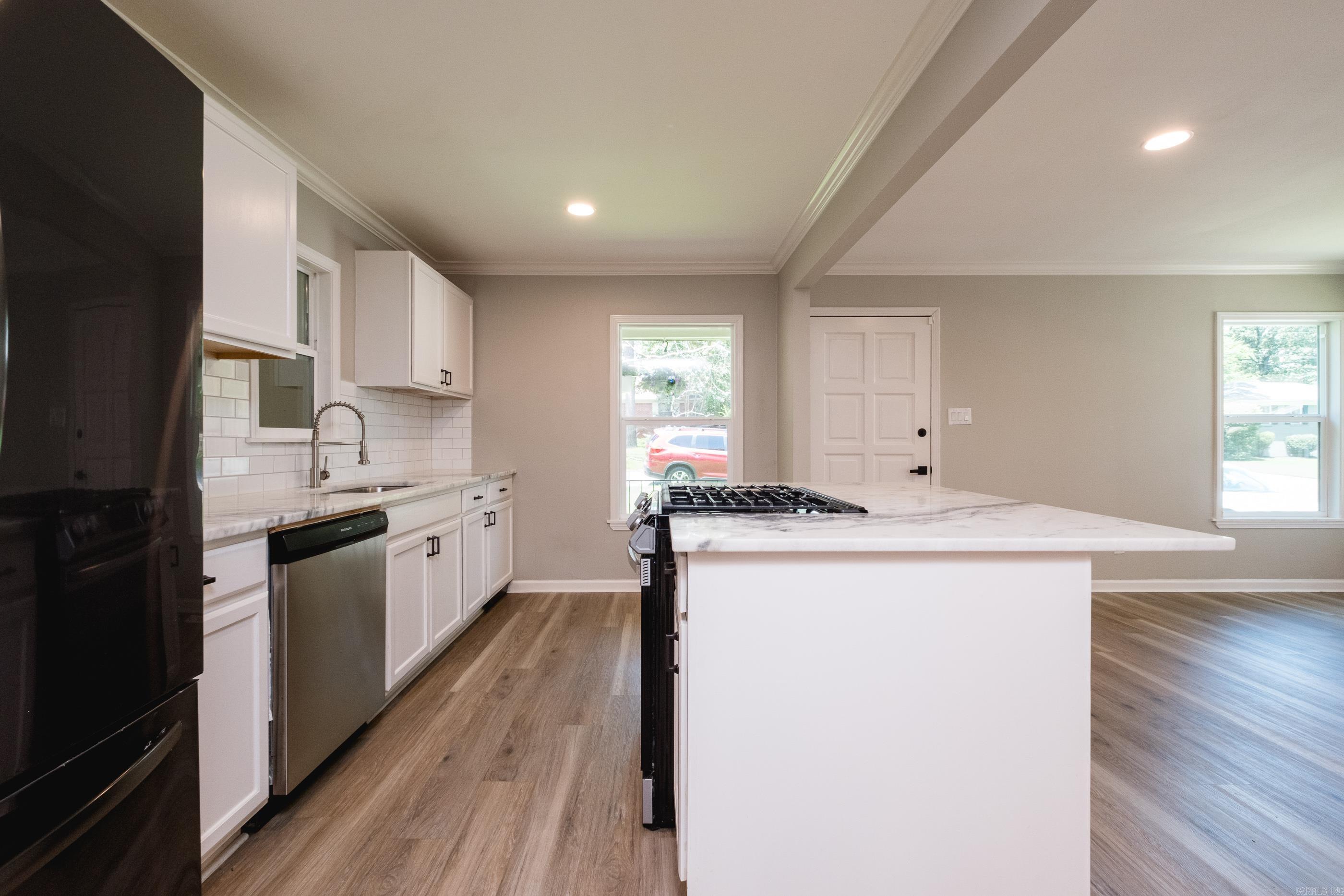 7419 Illinois  Little Rock, AR