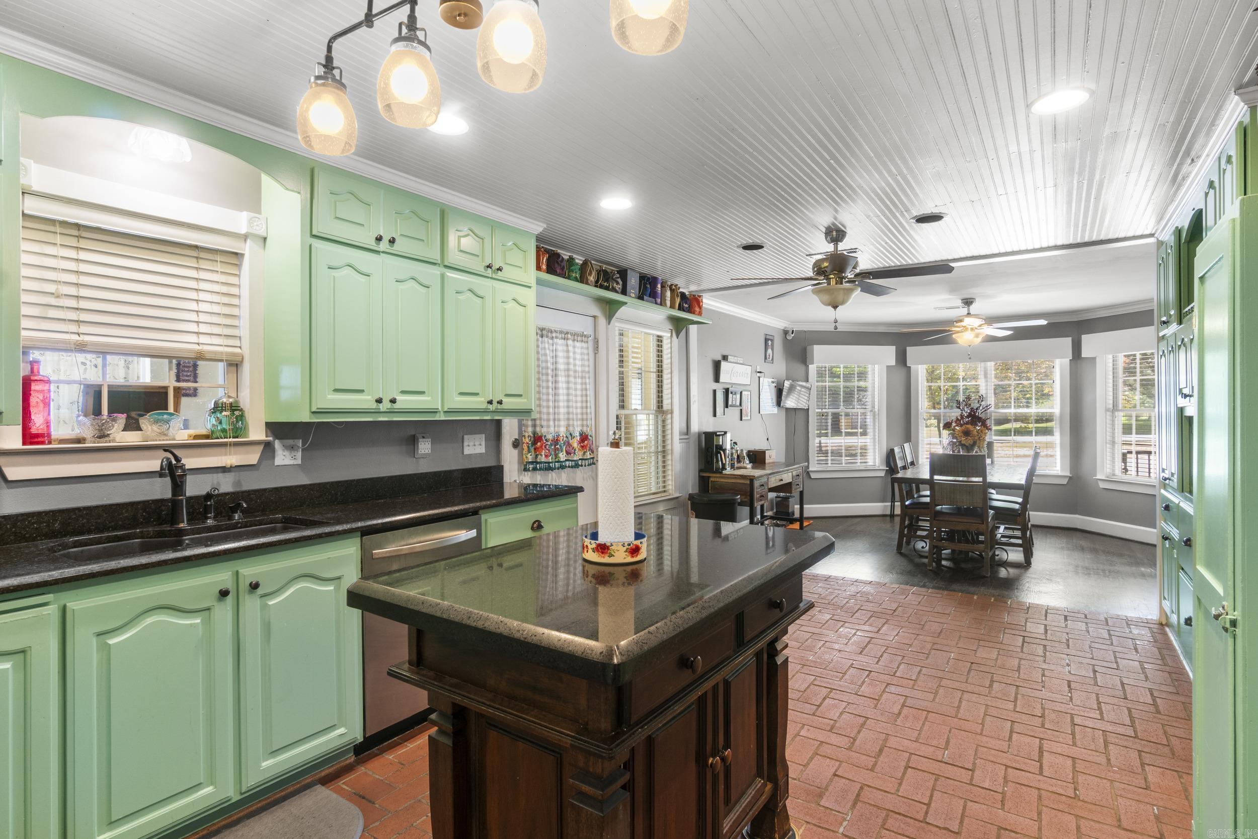 16 Woodcrest  Searcy, AR