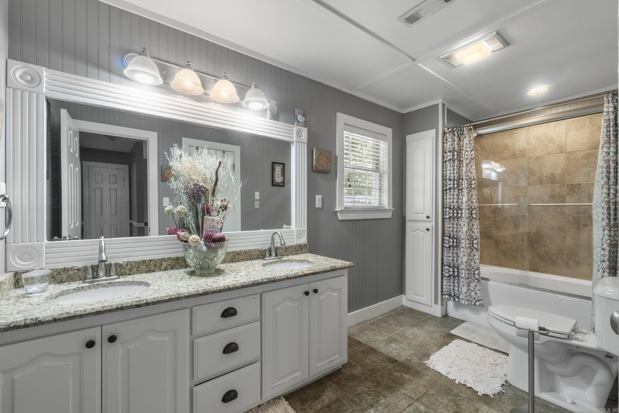 16 Woodcrest  Searcy, AR