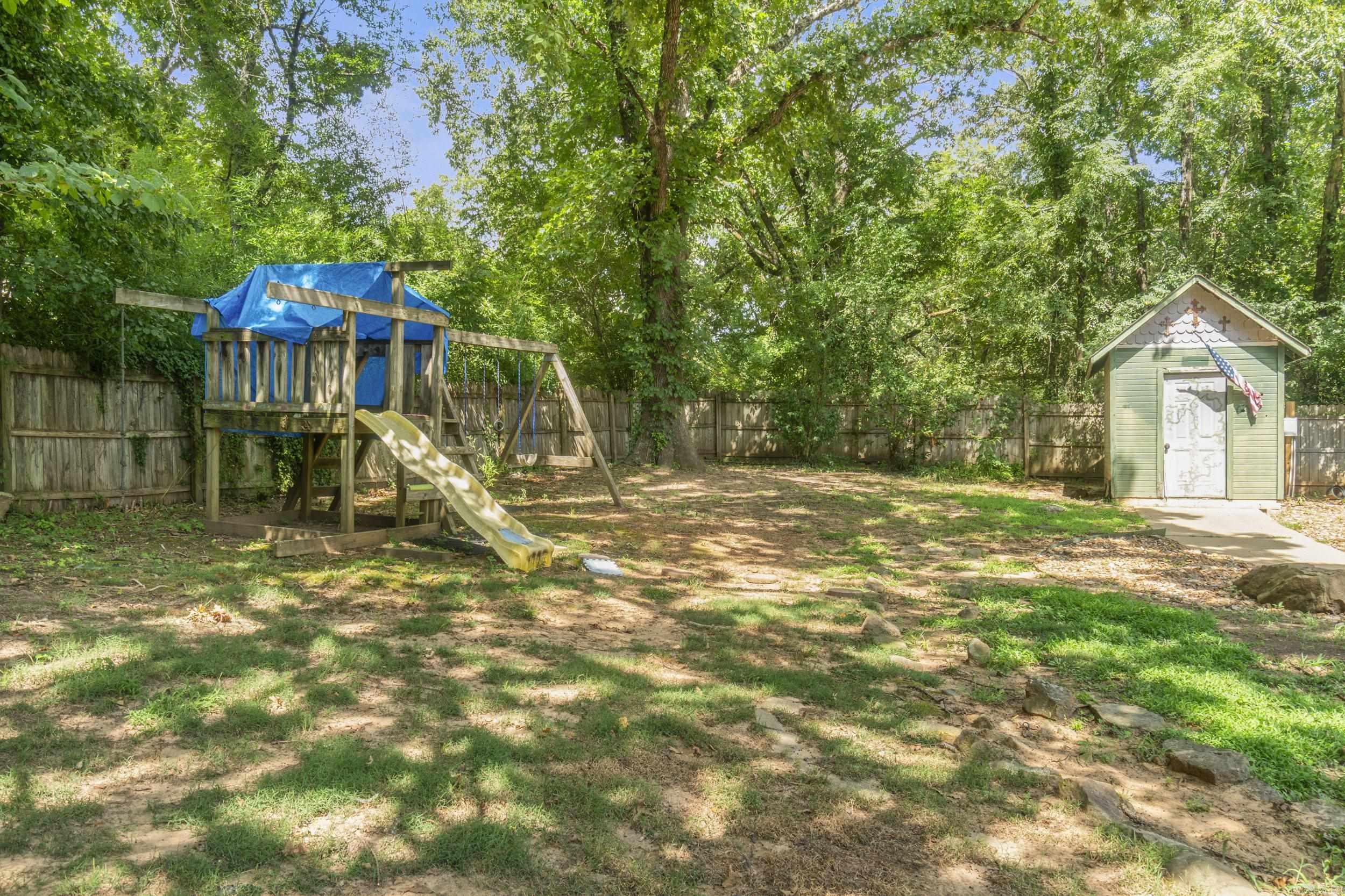 16 Woodcrest  Searcy, AR