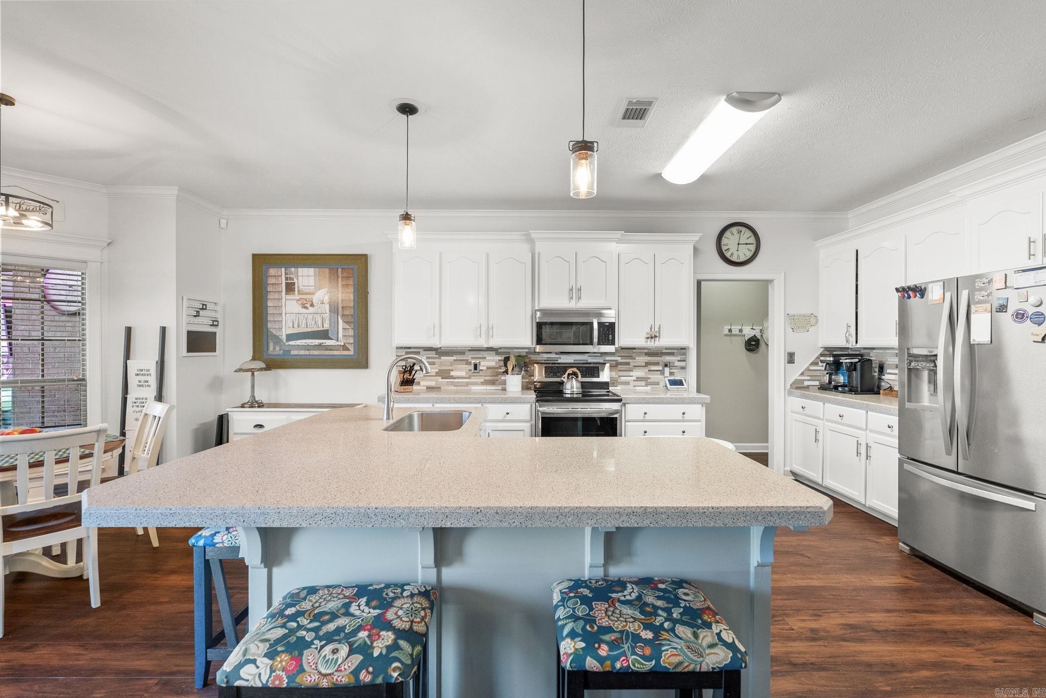 1325 Crosspoint Rd. Conway, AR 72034-0000