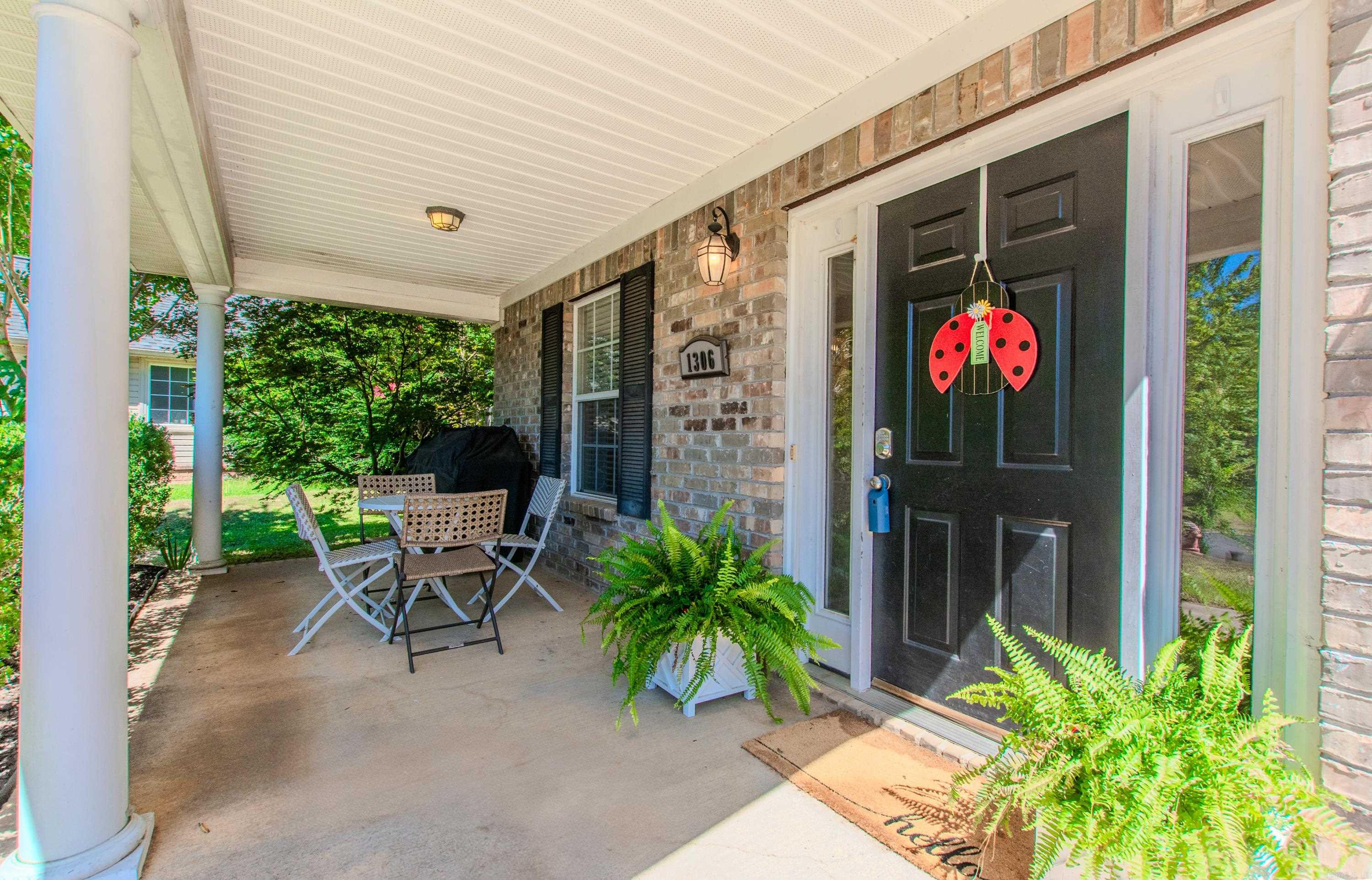 1306 Oxford Avenue Benton, AR 72019