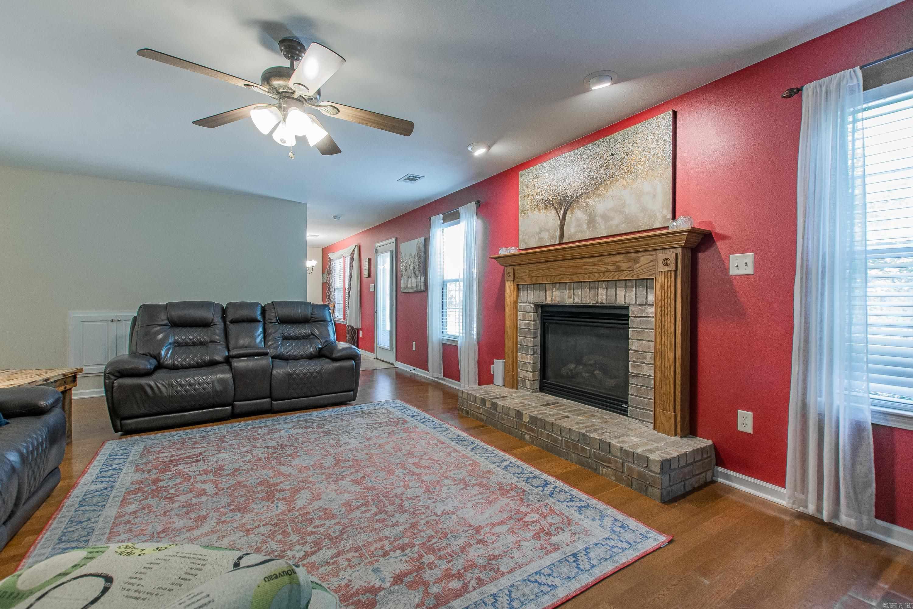 1306 Oxford Avenue Benton, AR 72019