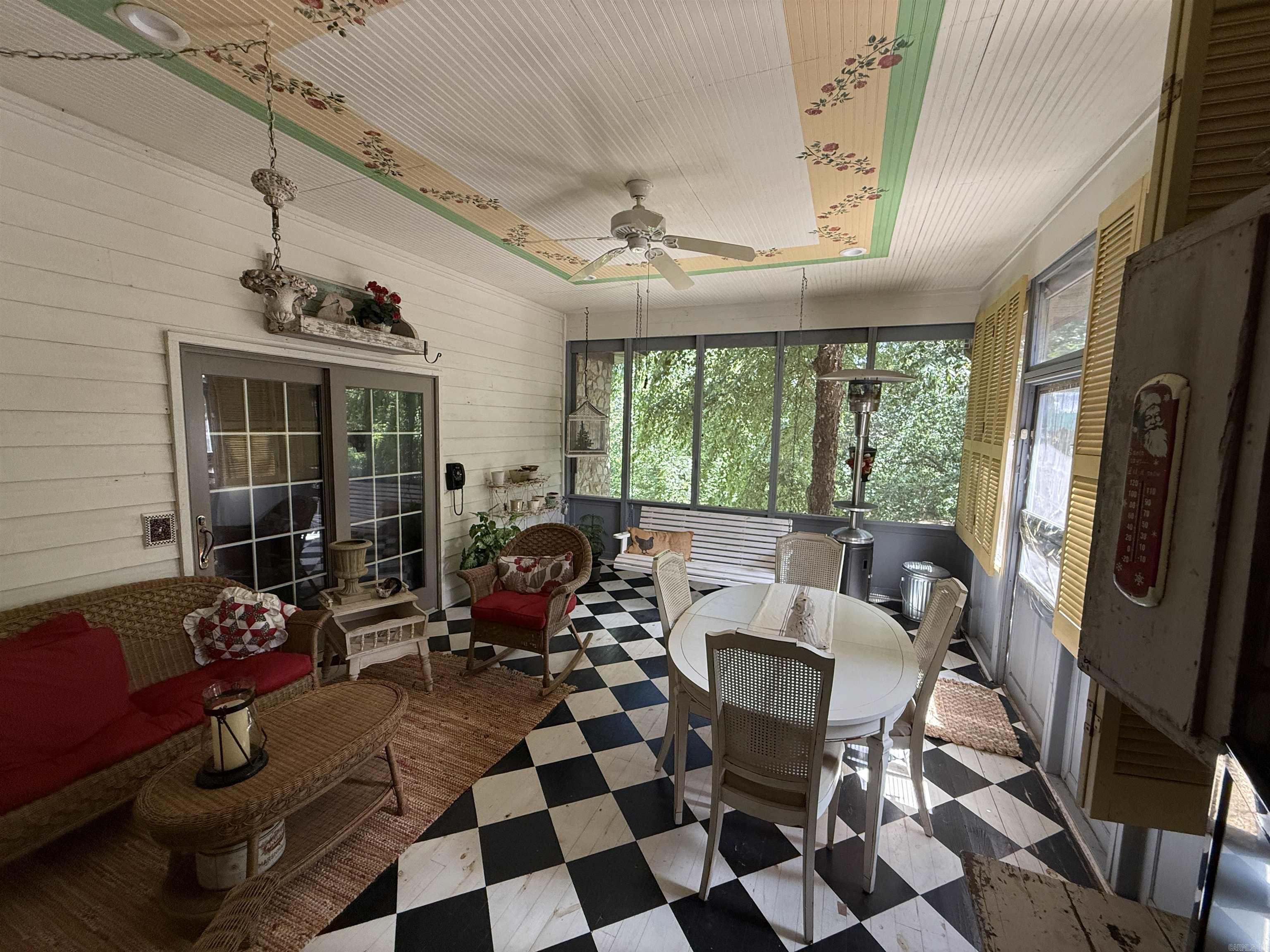 1211 Gayler Street  Mountain View, AR