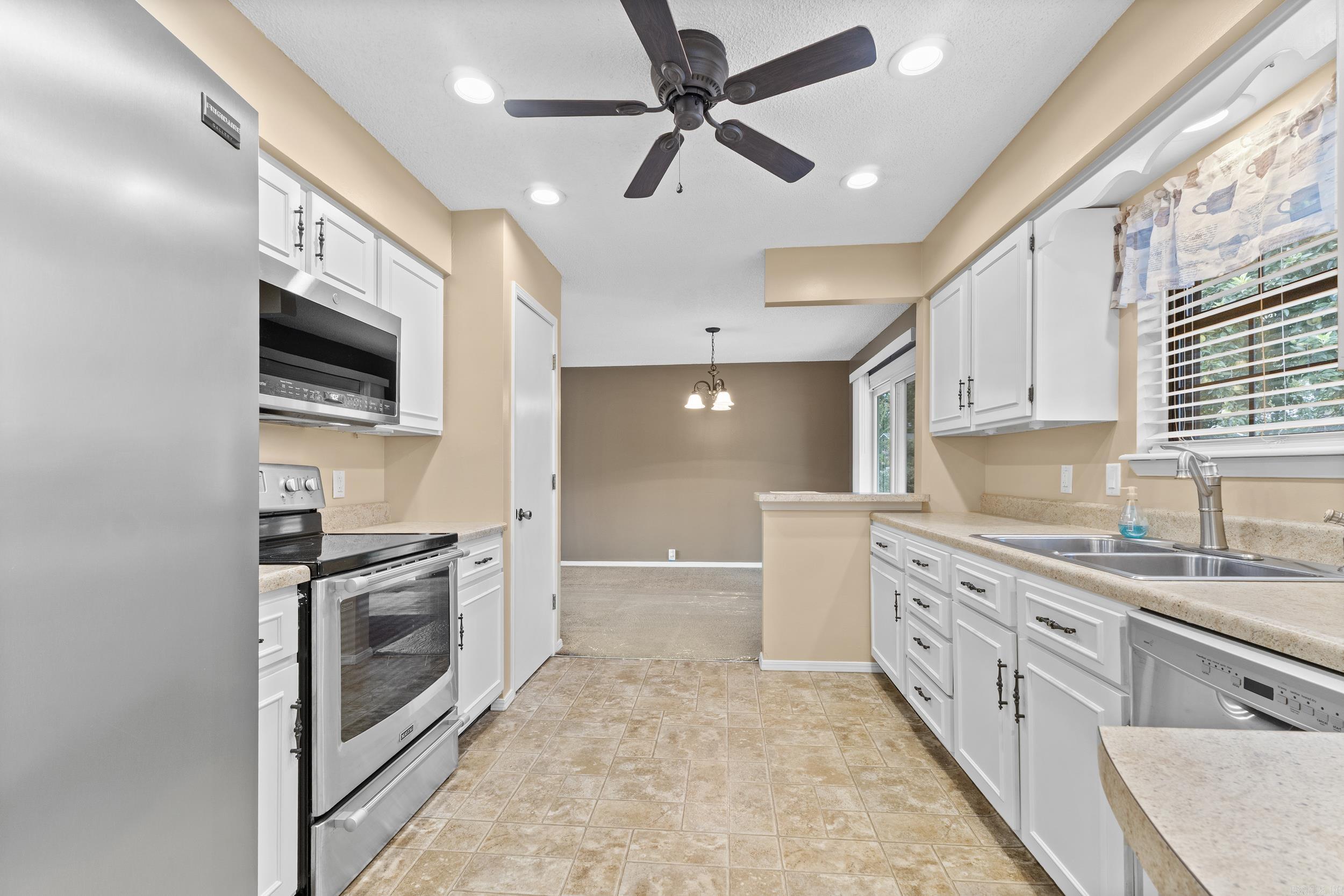 1001 Heatherdown  Mountain Home, AR