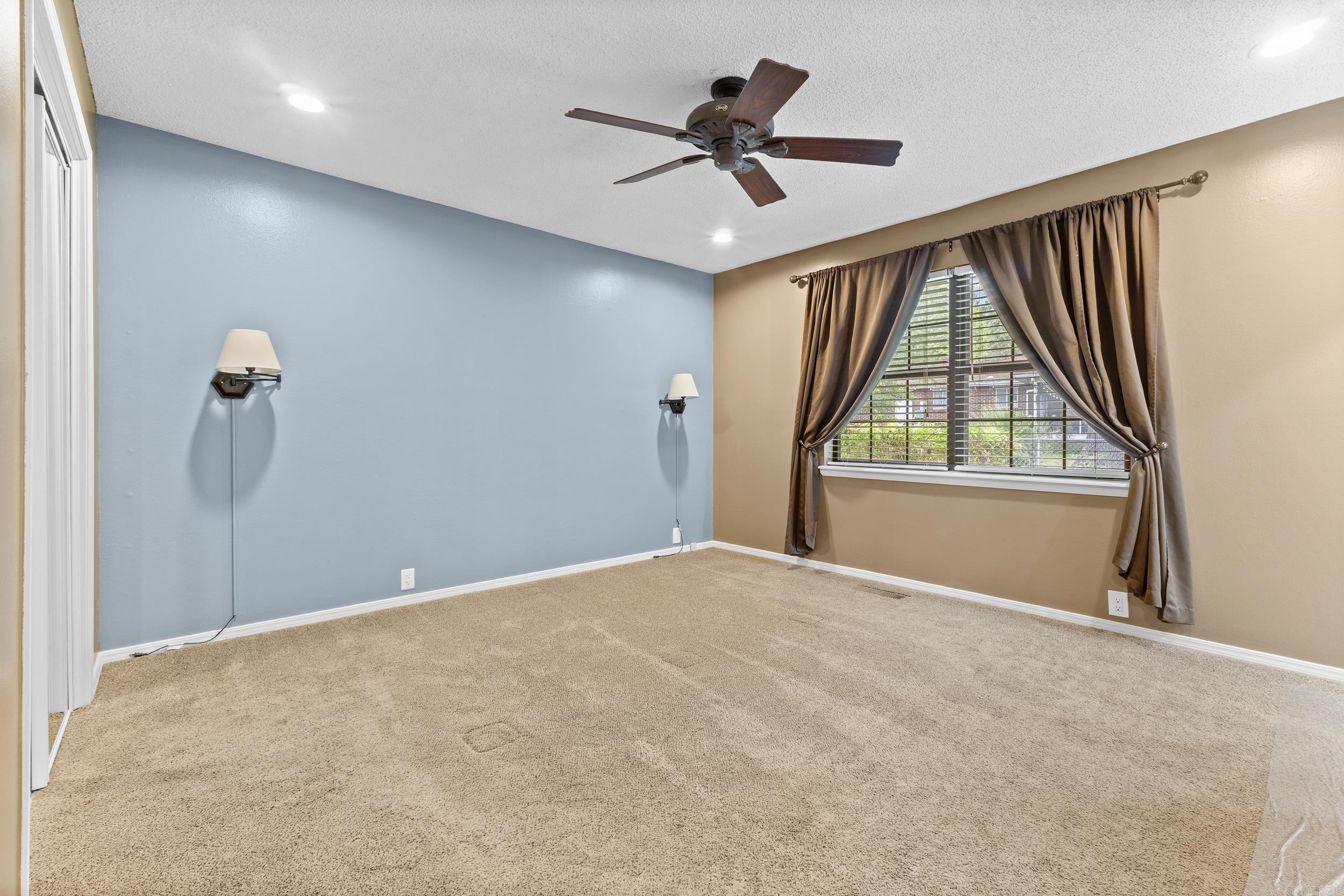 1001 Heatherdown  Mountain Home, AR