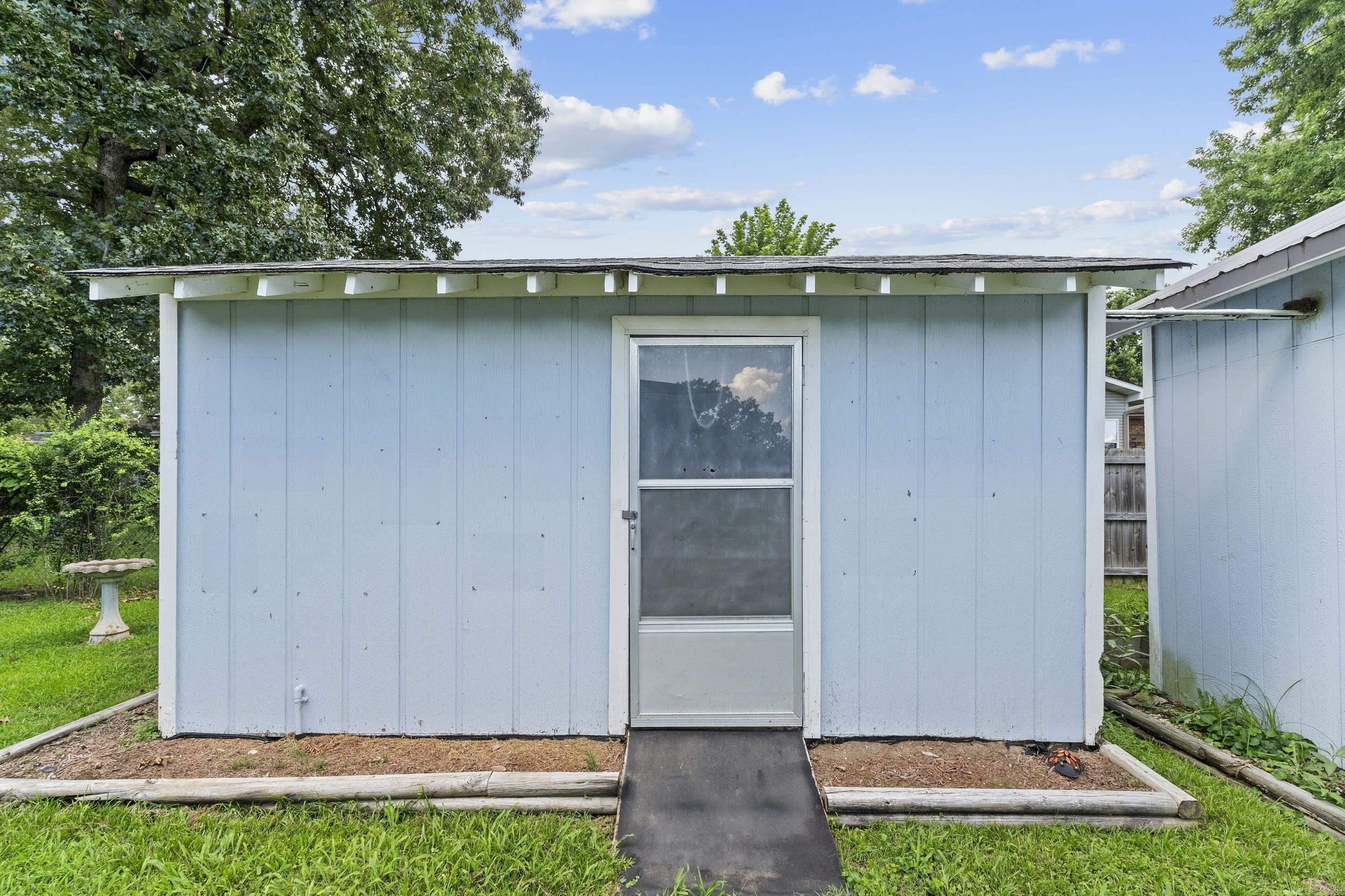 1001 Heatherdown  Mountain Home, AR
